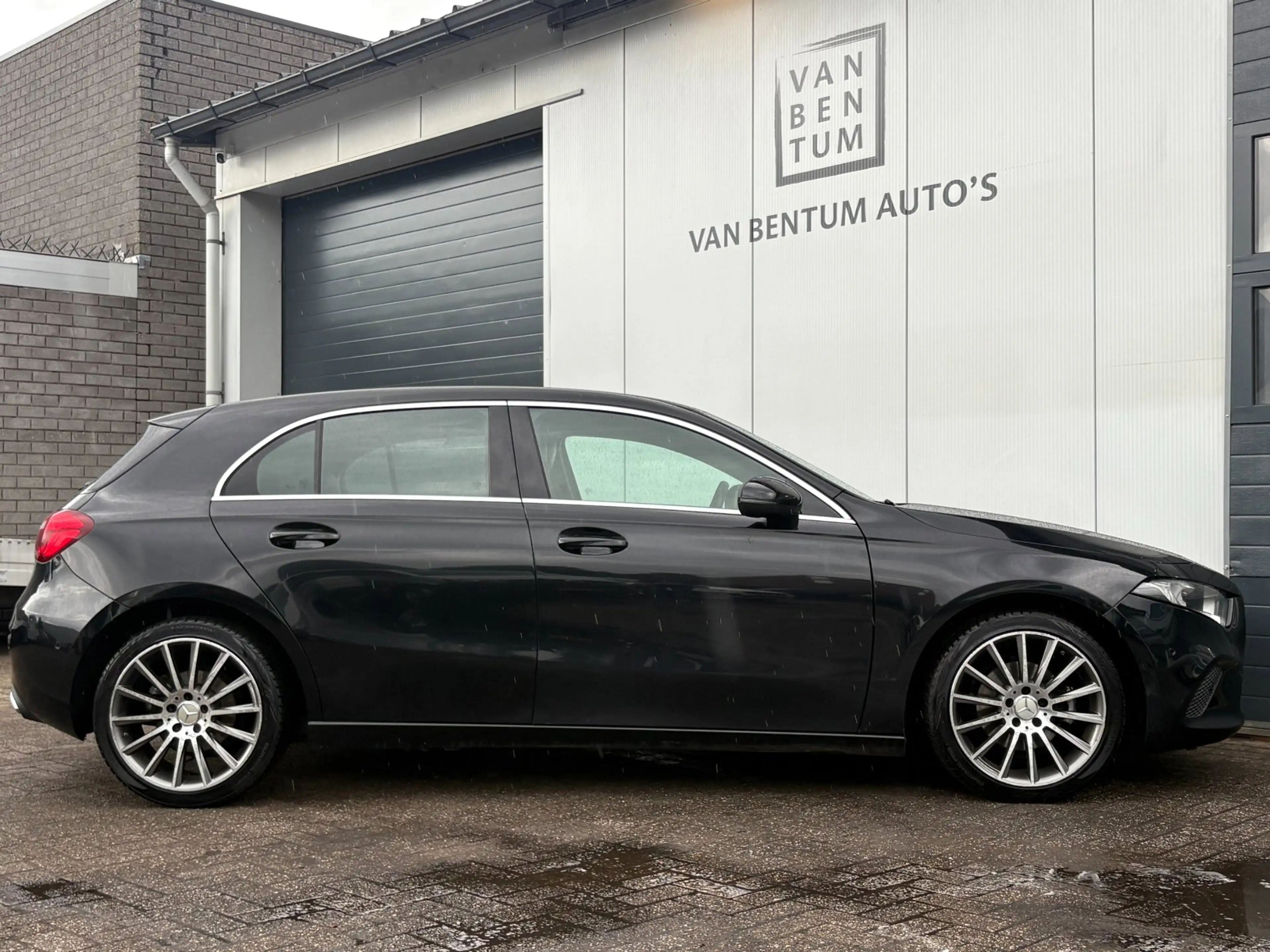 Mercedes-Benz A 180 180d Autom. Premium+ Widescreen BTW — photo 9
