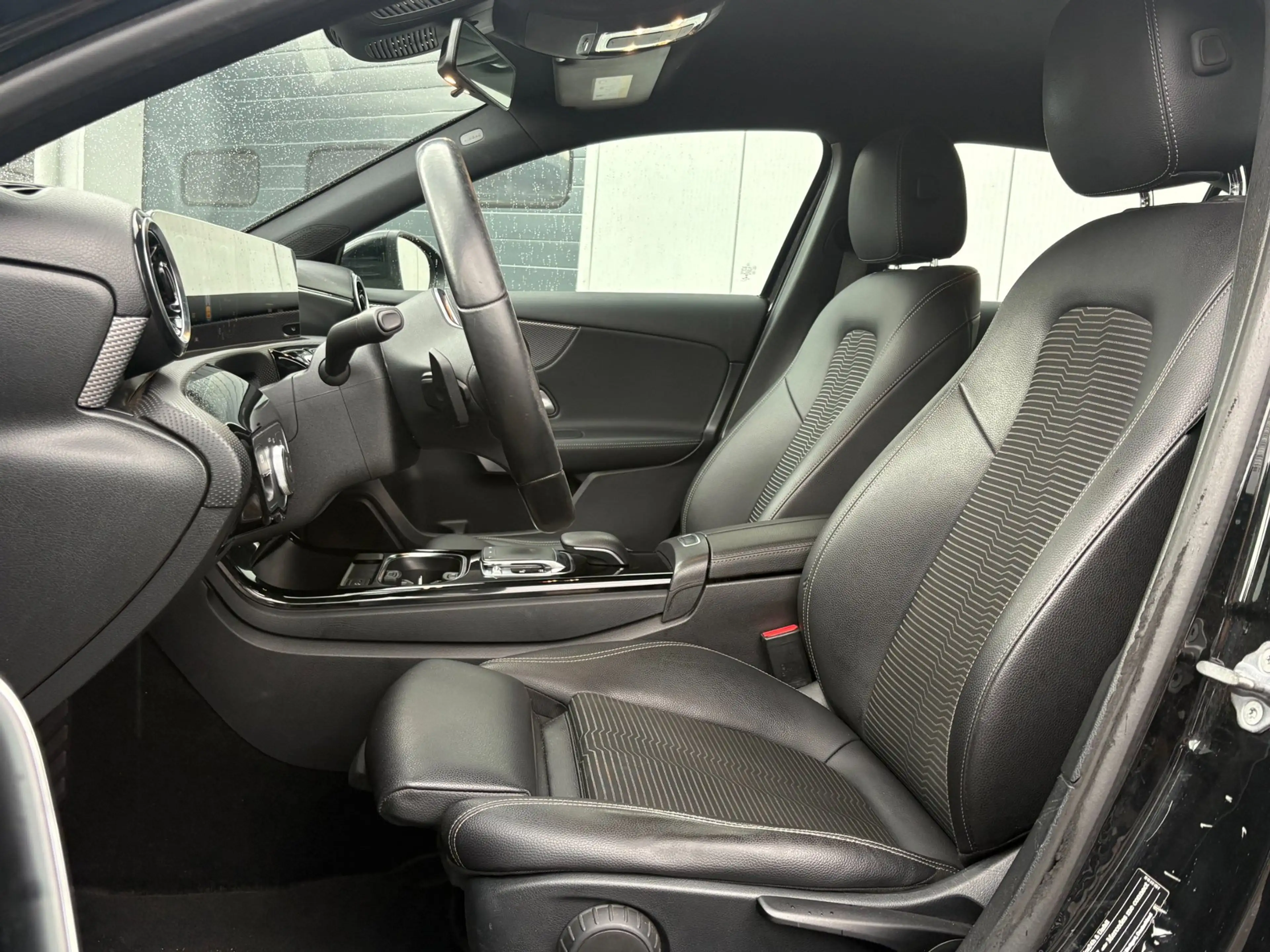 Mercedes-Benz A 180 180d Autom. Premium+ Widescreen BTW — photo 3