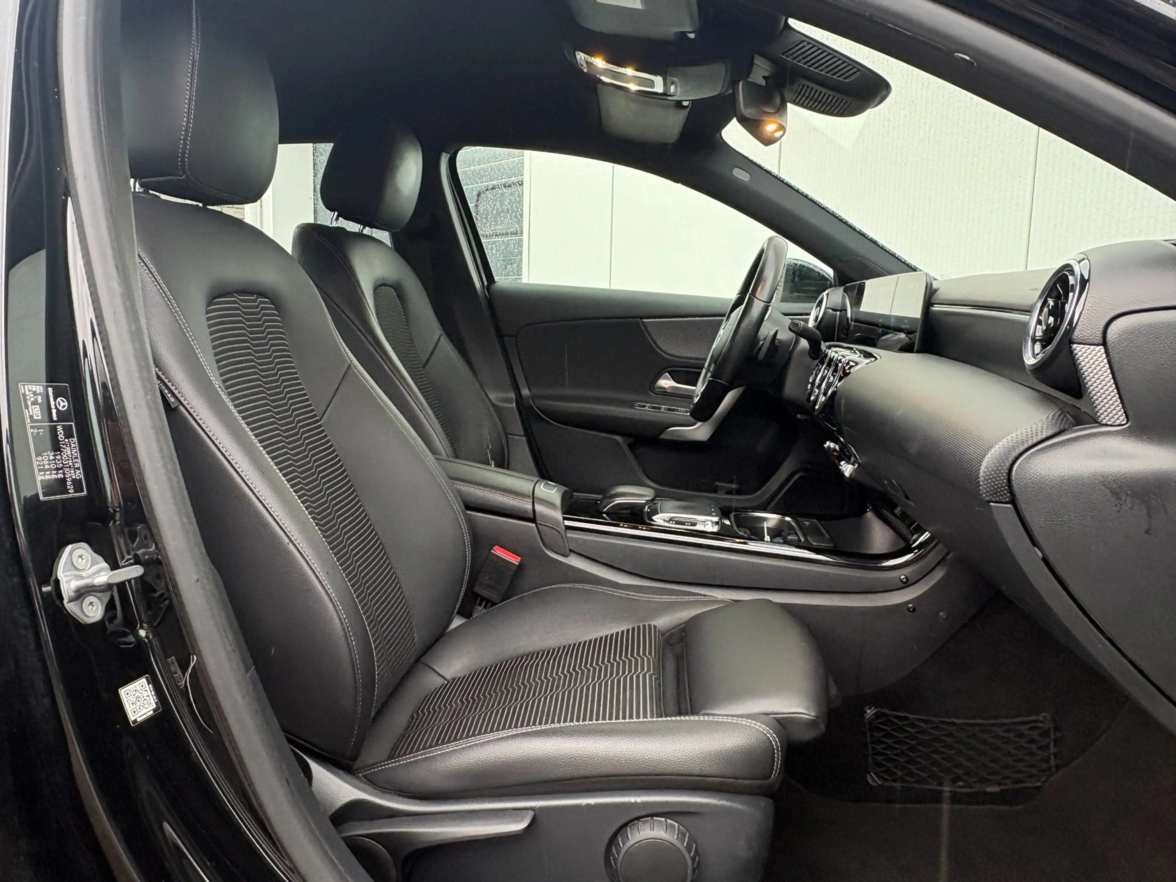 Mercedes-Benz A 180 180d Autom. Premium+ Widescreen BTW — photo 13