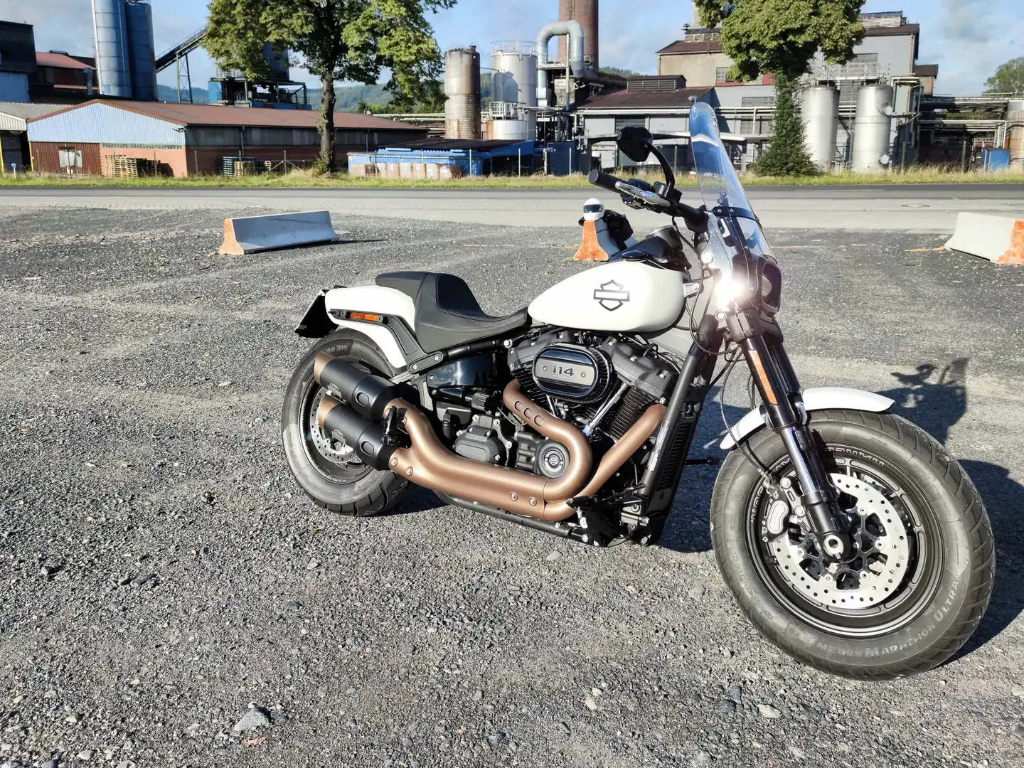 Harley-Davidson Fat Bob 114 Weiß - 1