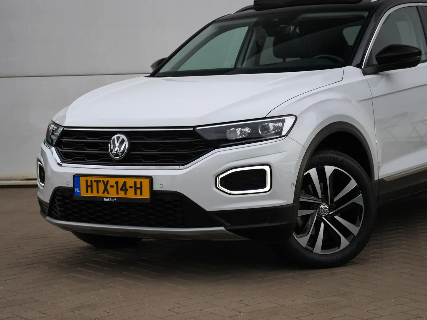 Volkswagen T-Roc Style 1.5 TSI IQ.Drive 150pk SCHUIF-DAK | 17''LM | Blanc - 2