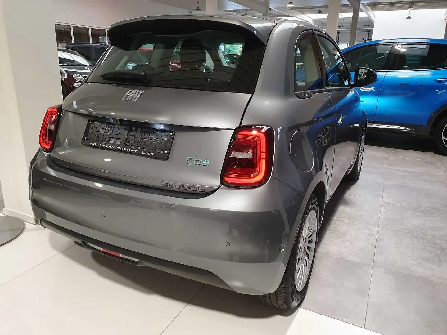 Fiat Gris - 2