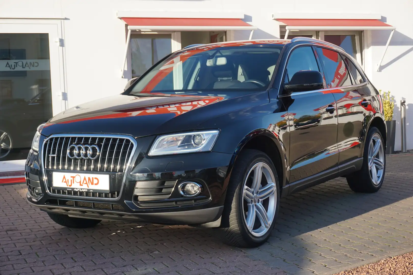 Audi Q5 2.0 TDI quattro S-Tronic Standheizung Navi Noir - 2