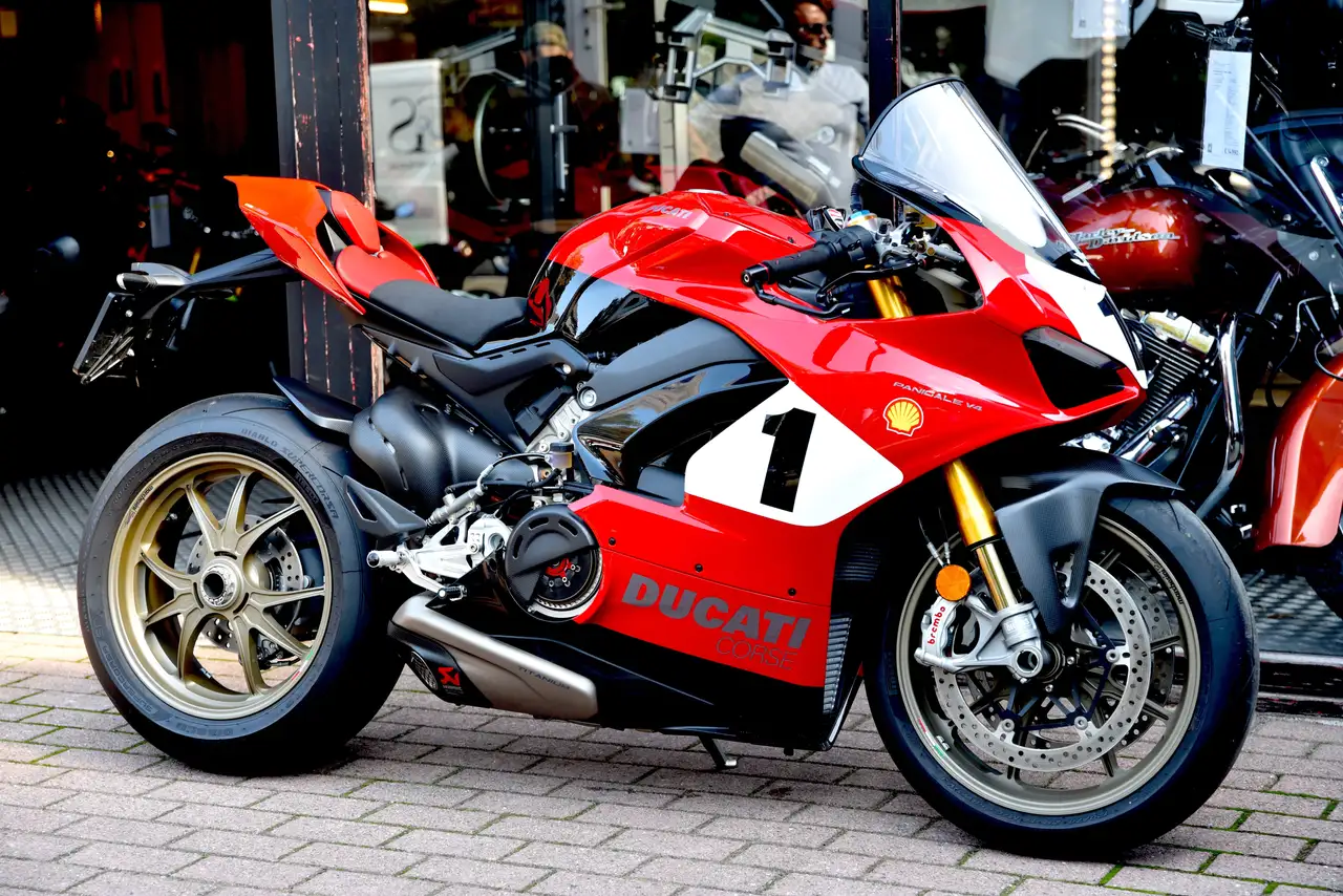 Ducati Panigale V4 S