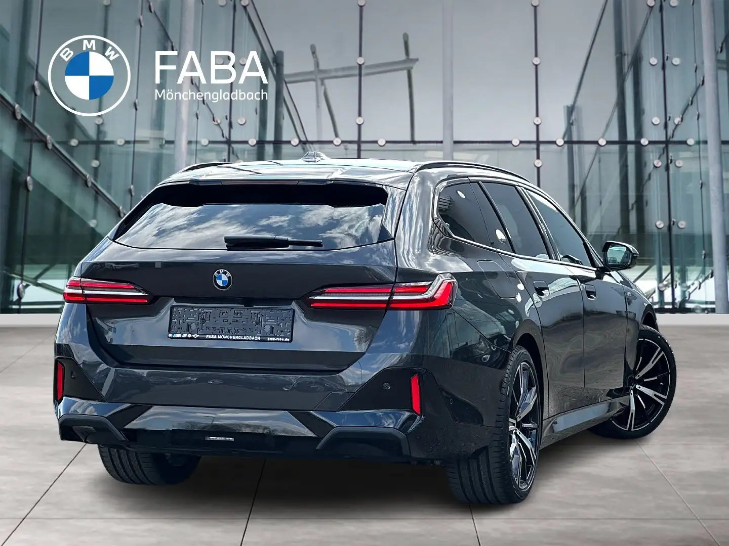 BMW 540 d xDrive Touring M Sportpaket Head-Up DAB Szürke - 2