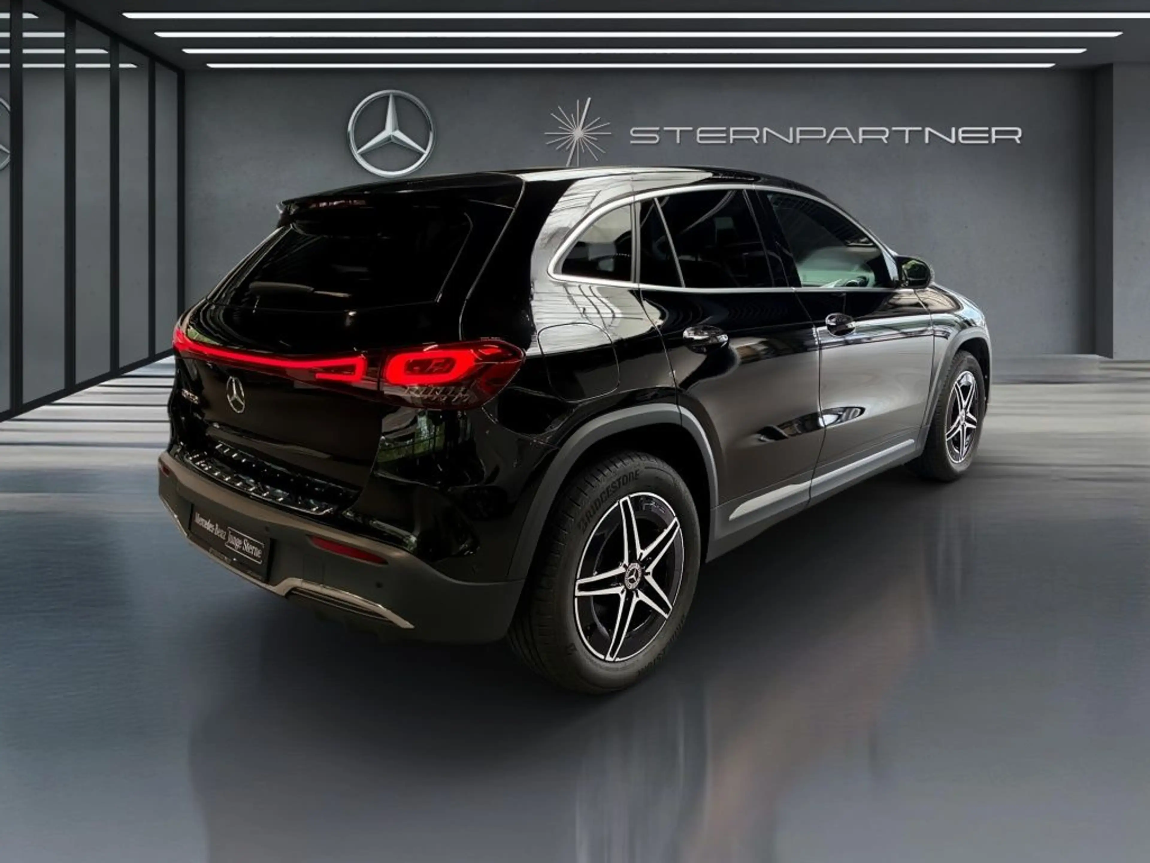 Mercedes-Benz EQA 250 AMG+MBUX+Ambiente+Totwinkel+KAMERA+AHK — photo 6