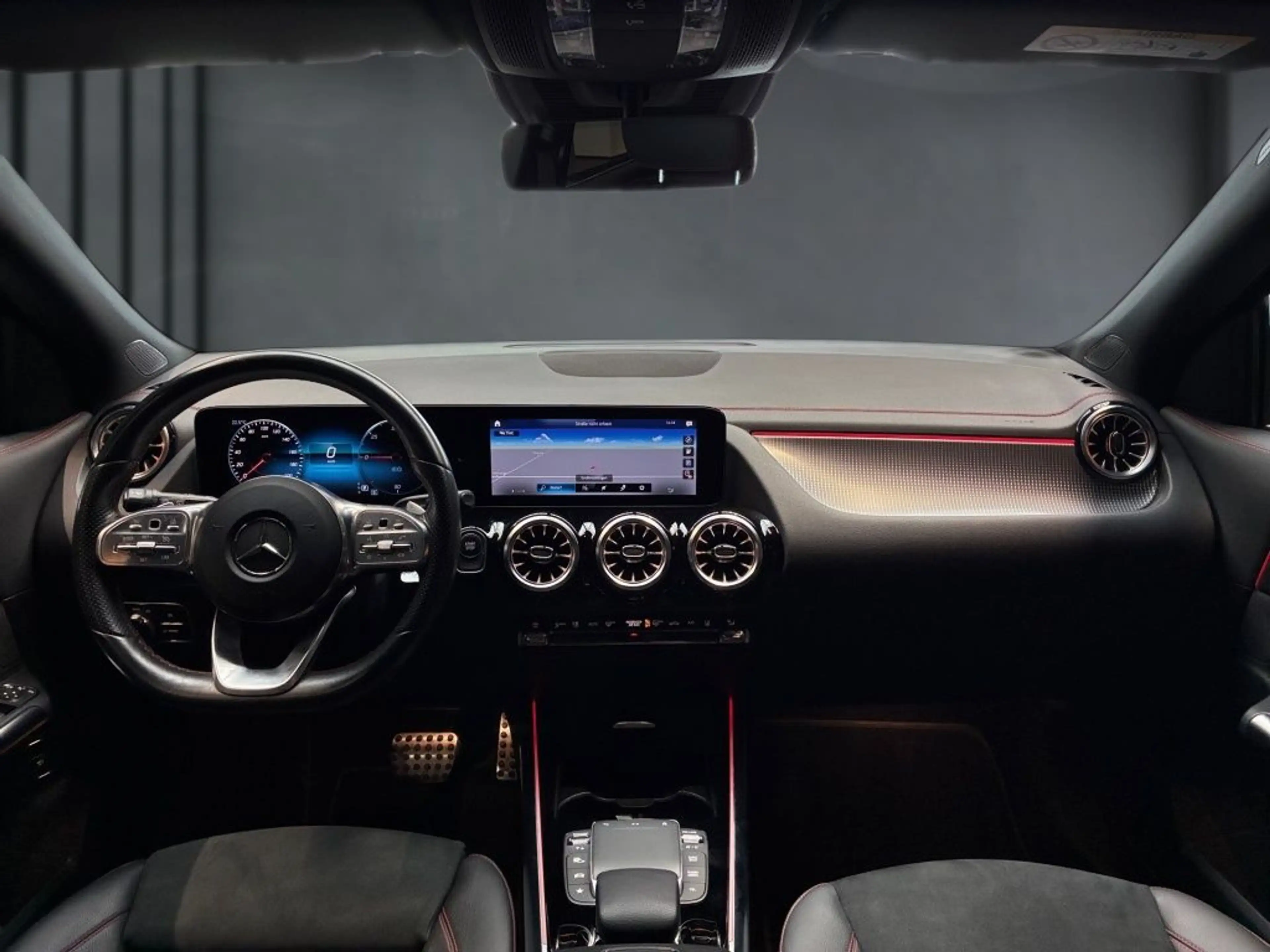 Mercedes-Benz EQA 250 AMG+MBUX+Ambiente+Totwinkel+KAMERA+AHK — photo 8