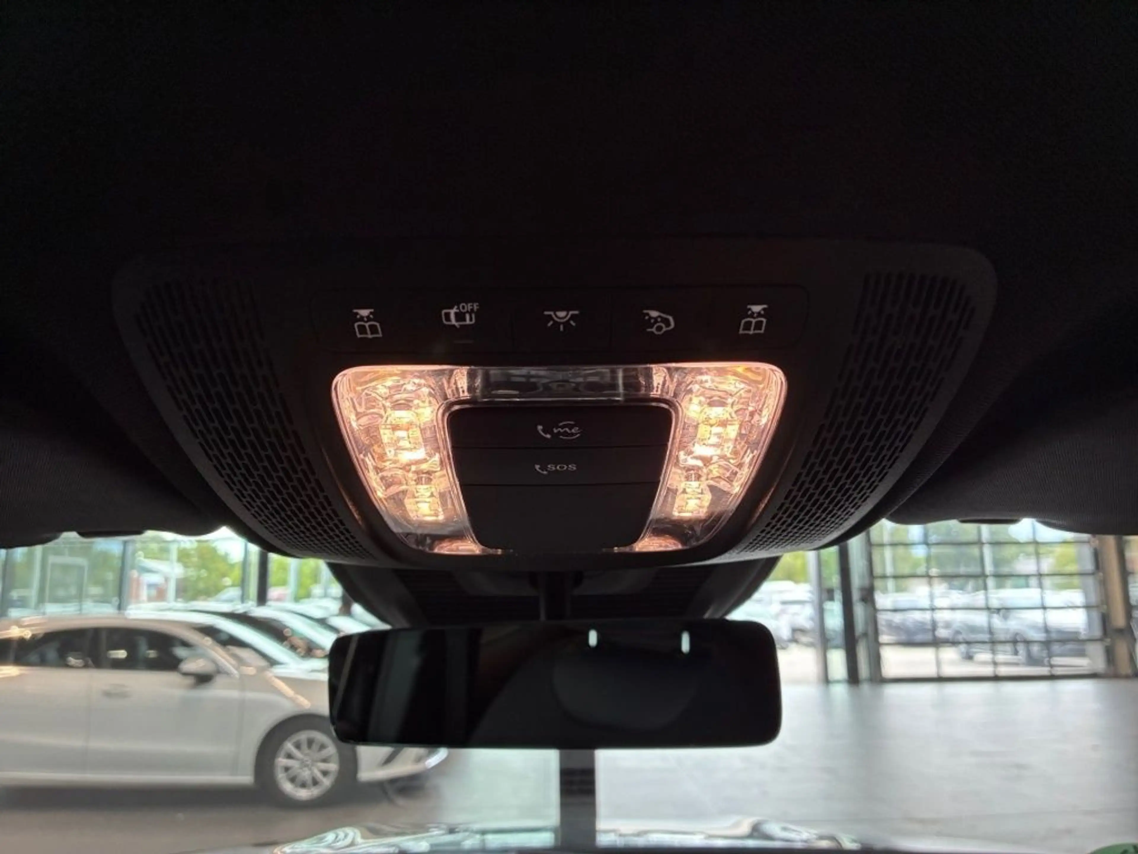 Mercedes-Benz EQA 250 AMG+MBUX+Ambiente+Totwinkel+KAMERA+AHK — photo 11