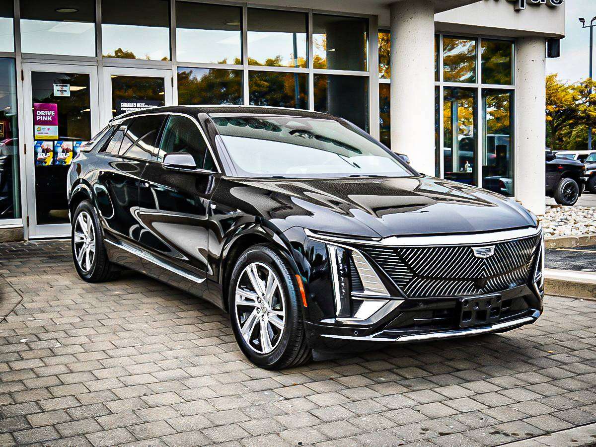 2024 Cadillac Lyriq