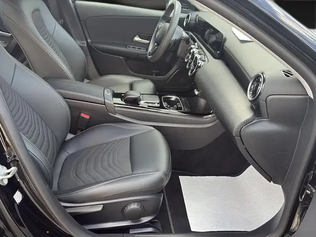 Mercedes-Benz A-Class view 13