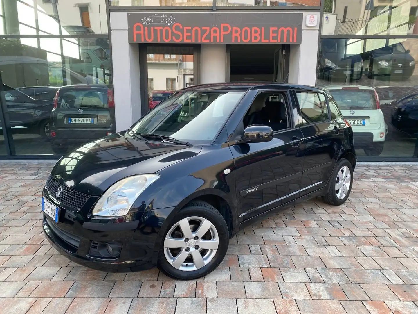Suzuki Swift Swift 5p 1.3 16v GL 4x4 Noir - 1