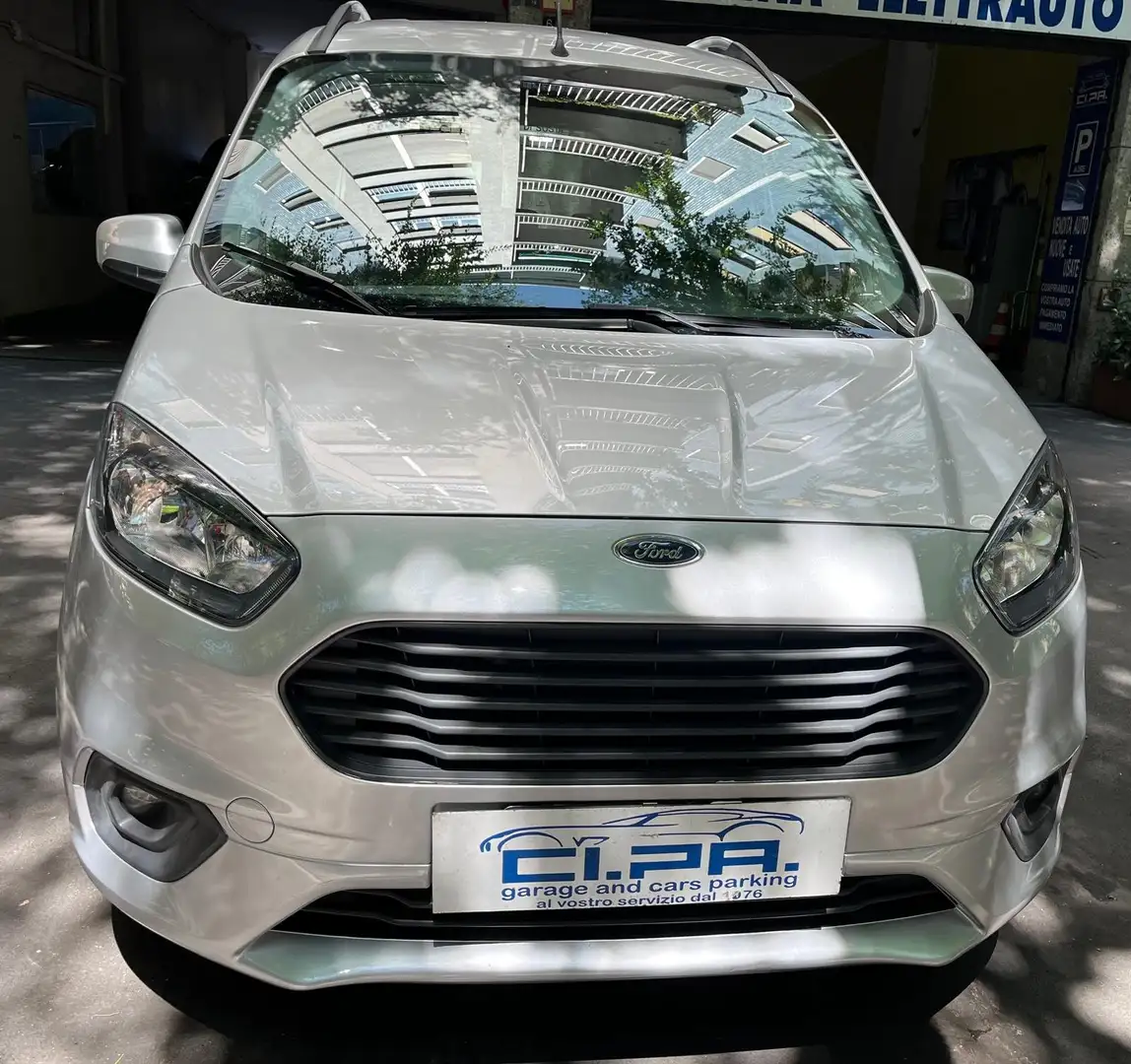 Ford Tourneo Courier Grigio - 1