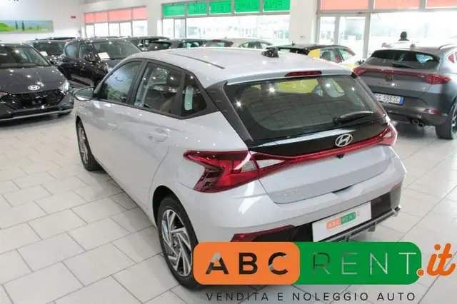 Hyundai I20 view 5