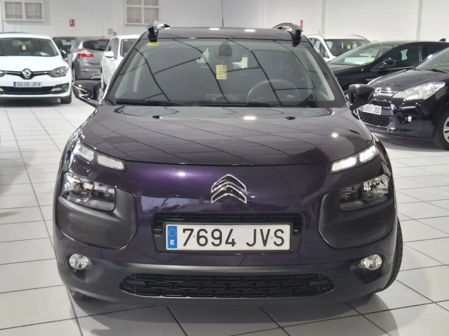 Citroen C4 Cactus 1.6 BlueHDi S&S Shine 100 Burdeos - 2