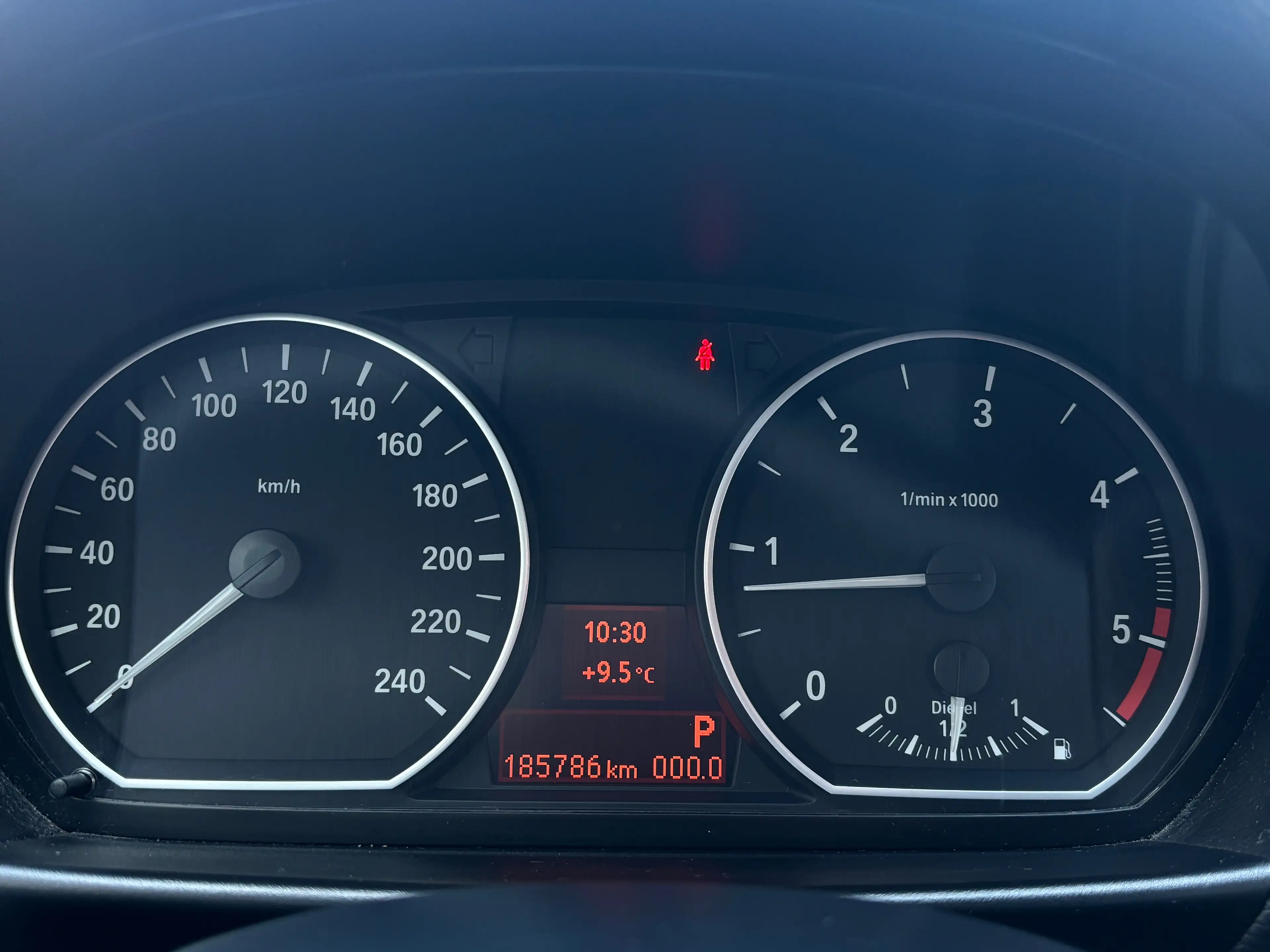 BMW 118 118d Automatik Sport/Navi/SHZ/Klimaautomatik — photo 9