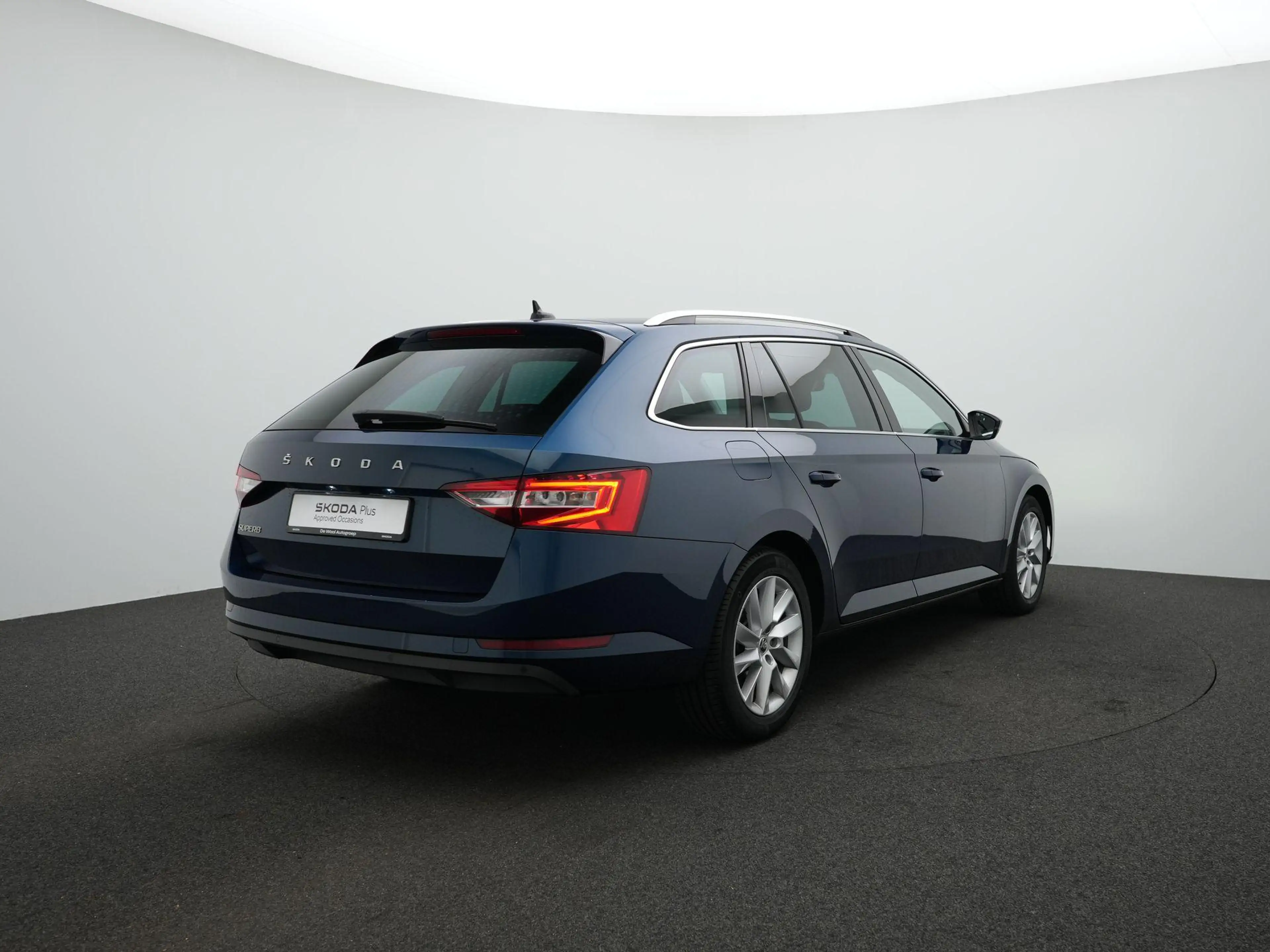 Skoda Superb Combi 1.5 TSI 150pk Business Edition Plus | Trekha — photo 5