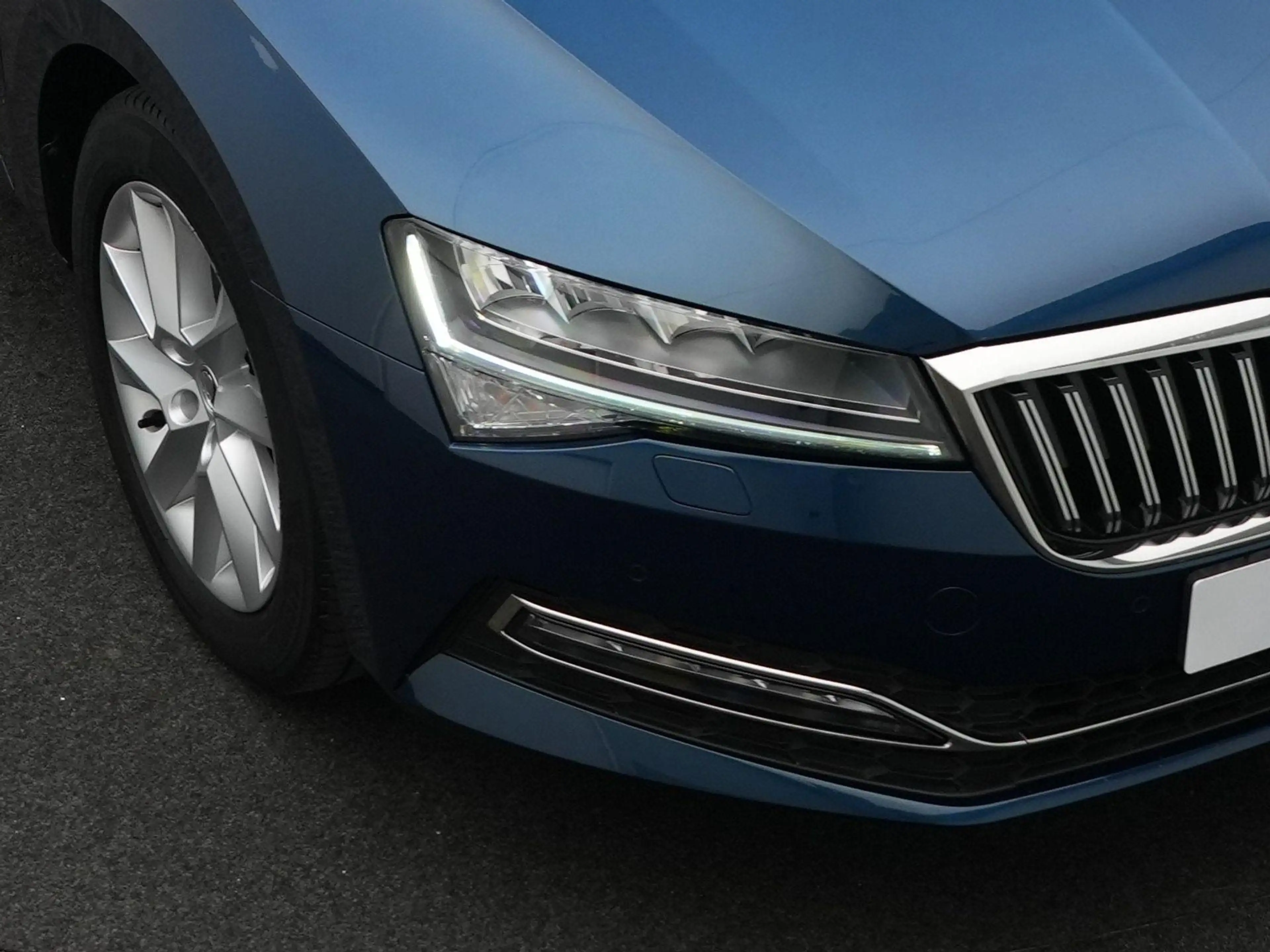 Skoda Superb Combi 1.5 TSI 150pk Business Edition Plus | Trekha — photo 15