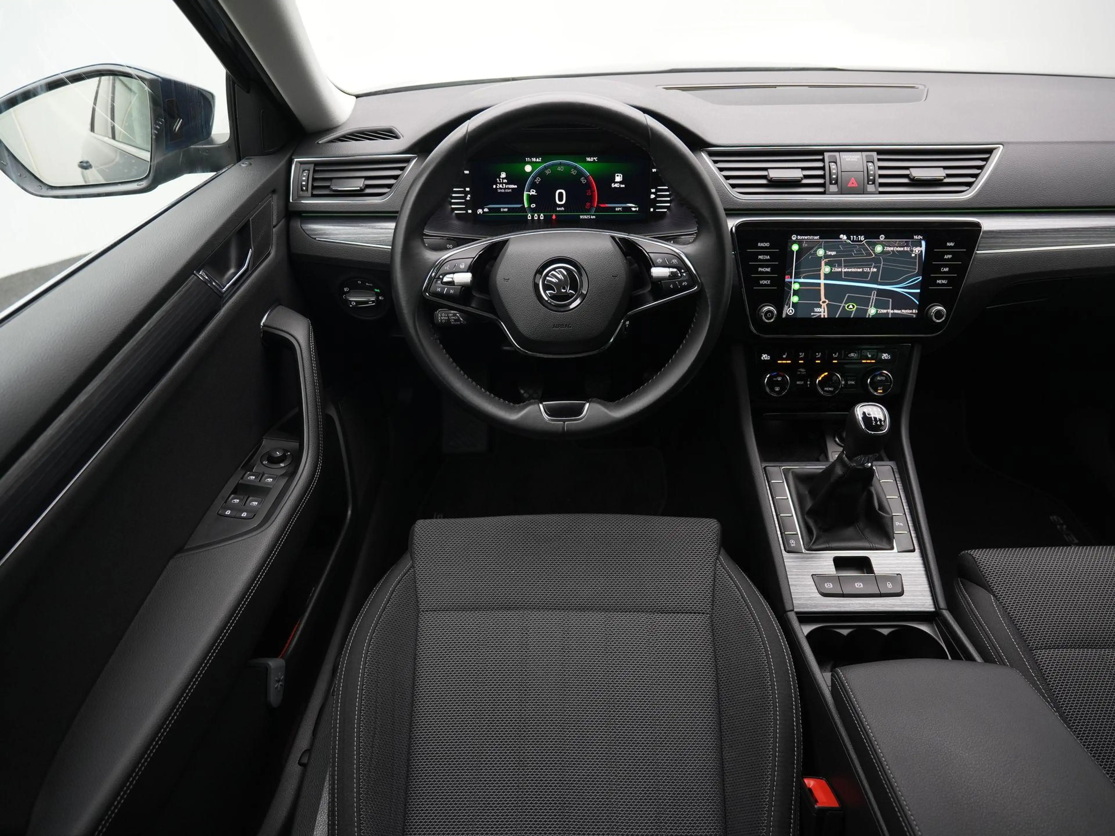 Skoda Superb Combi 1.5 TSI 150pk Business Edition Plus | Trekha — photo 7
