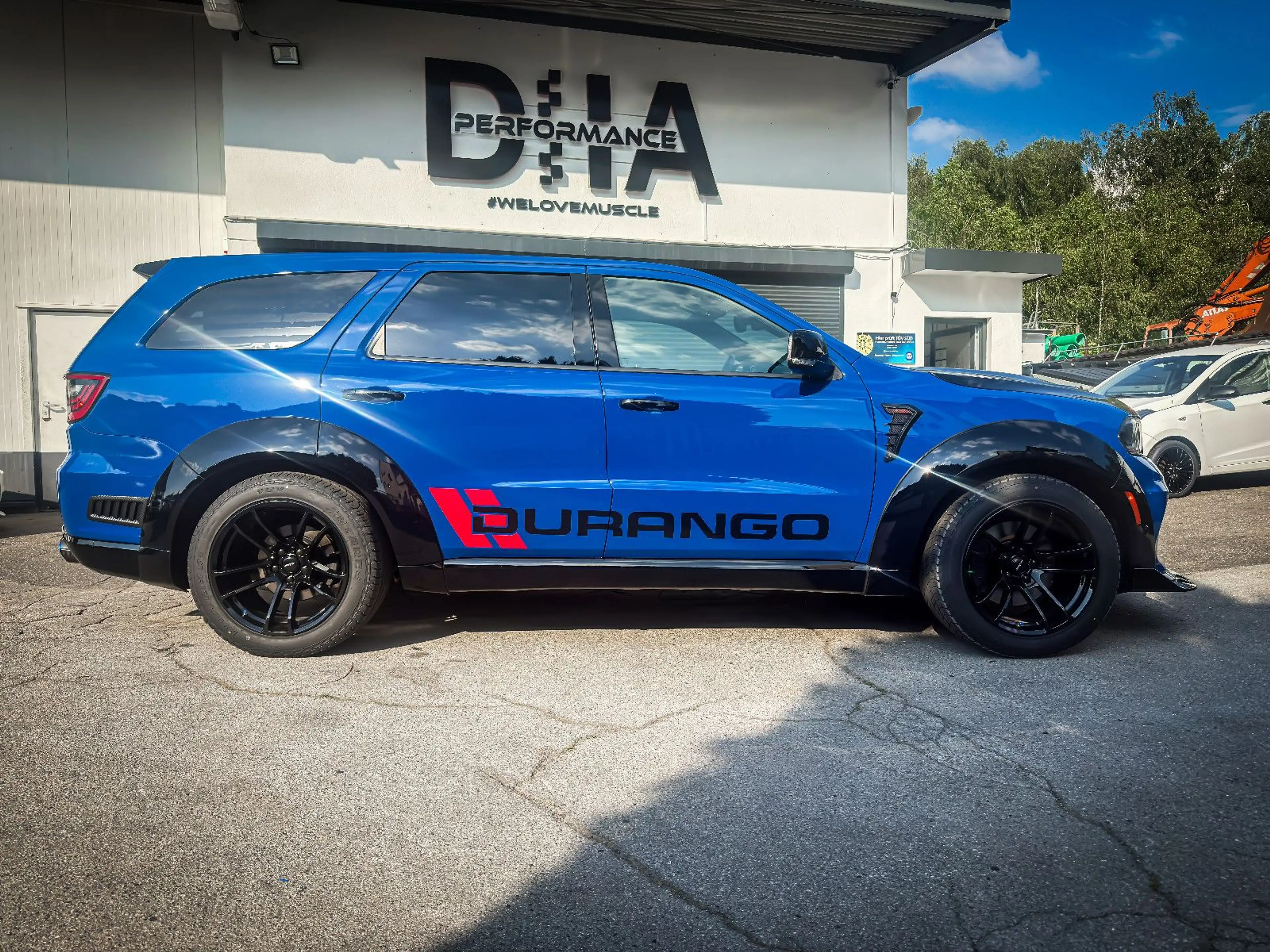 Dodge Durango DURANGO PURSUIT 5.7 V8 *4X4*LED*WIDEBODY*6 SITZE — photo 4