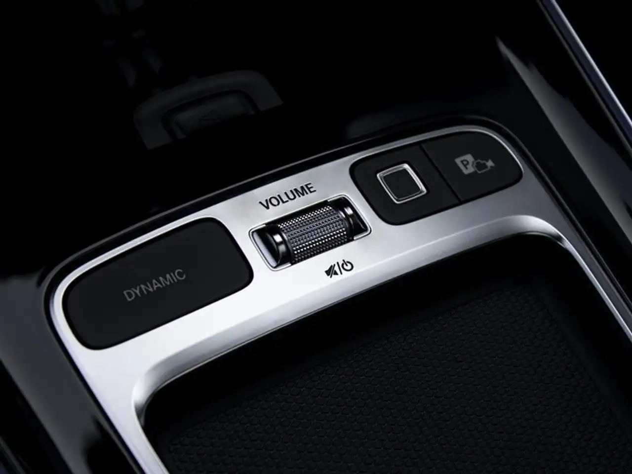 Mercedes-Benz GLB снимка Mercedes-Benz GLB