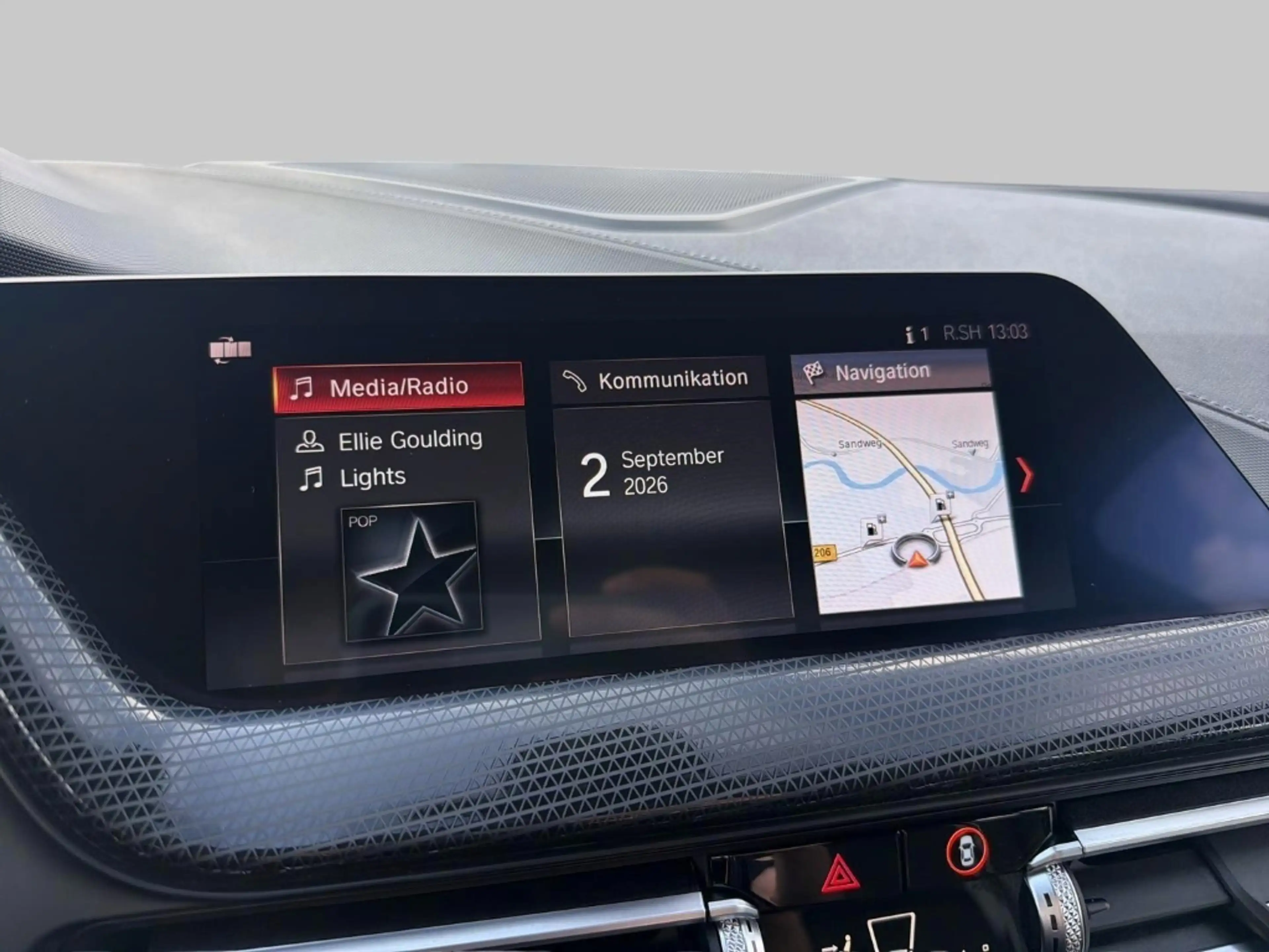 BMW 120 d Aut. Sport Line LED HiFi CarPlay PDC — photo 11