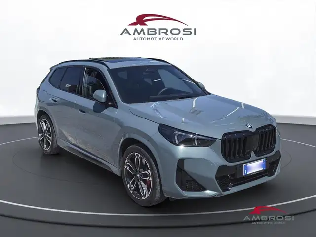 BMW X1 view 2
