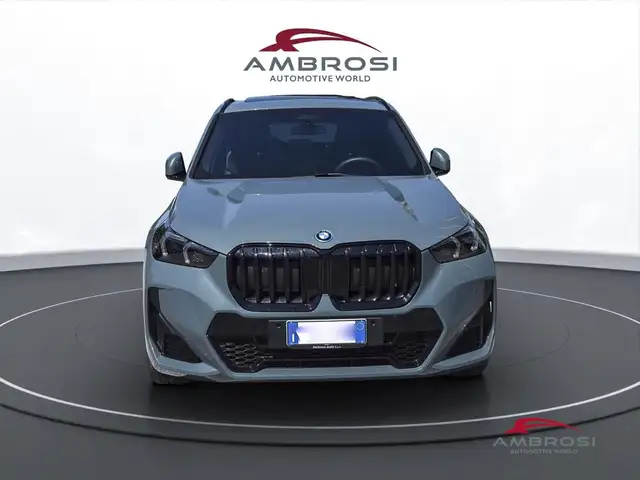BMW X1 view 7