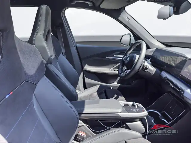 BMW X1 view 12