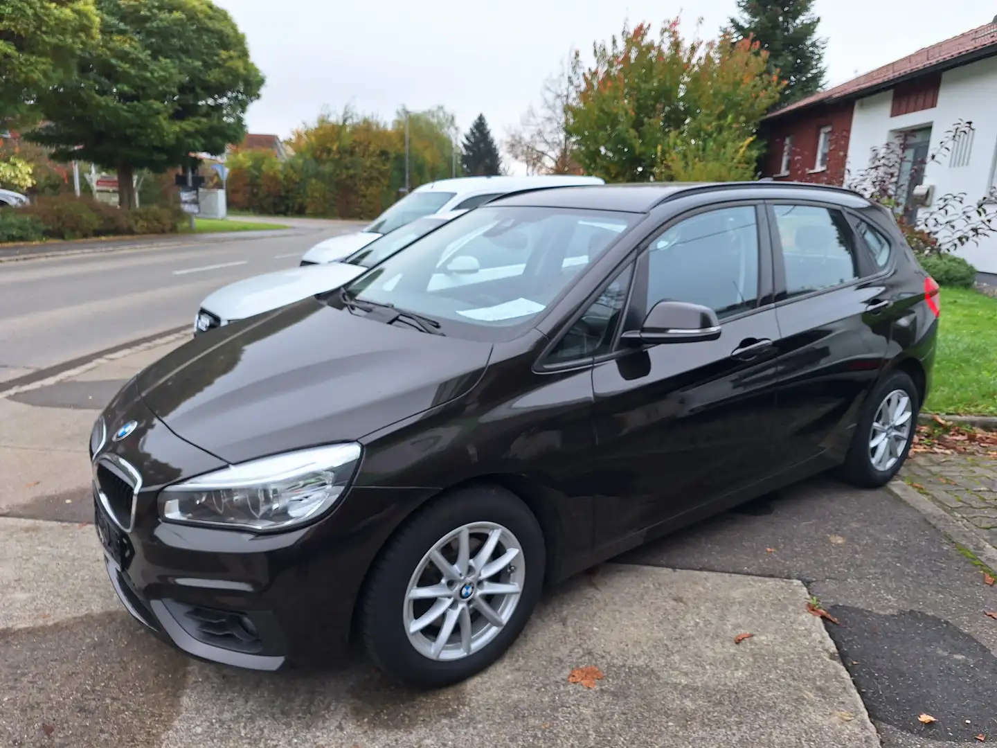 BMW 218 218 d xDrive Advantage Braun - 2