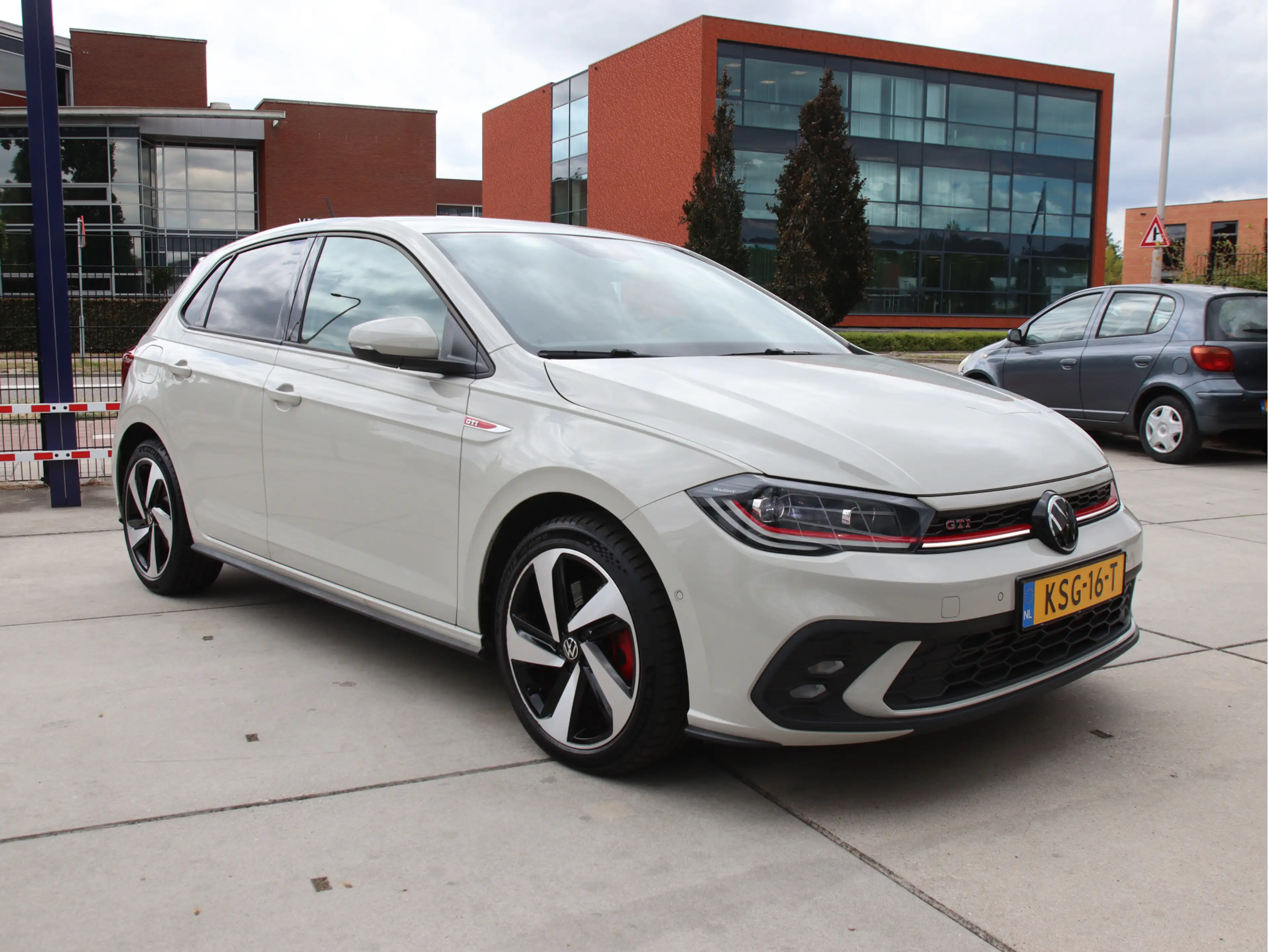 Volkswagen Polo GTI 2.0 DSG 'Ascot Grey', Matrix FULL LED, Nieuwstaat! — photo 3