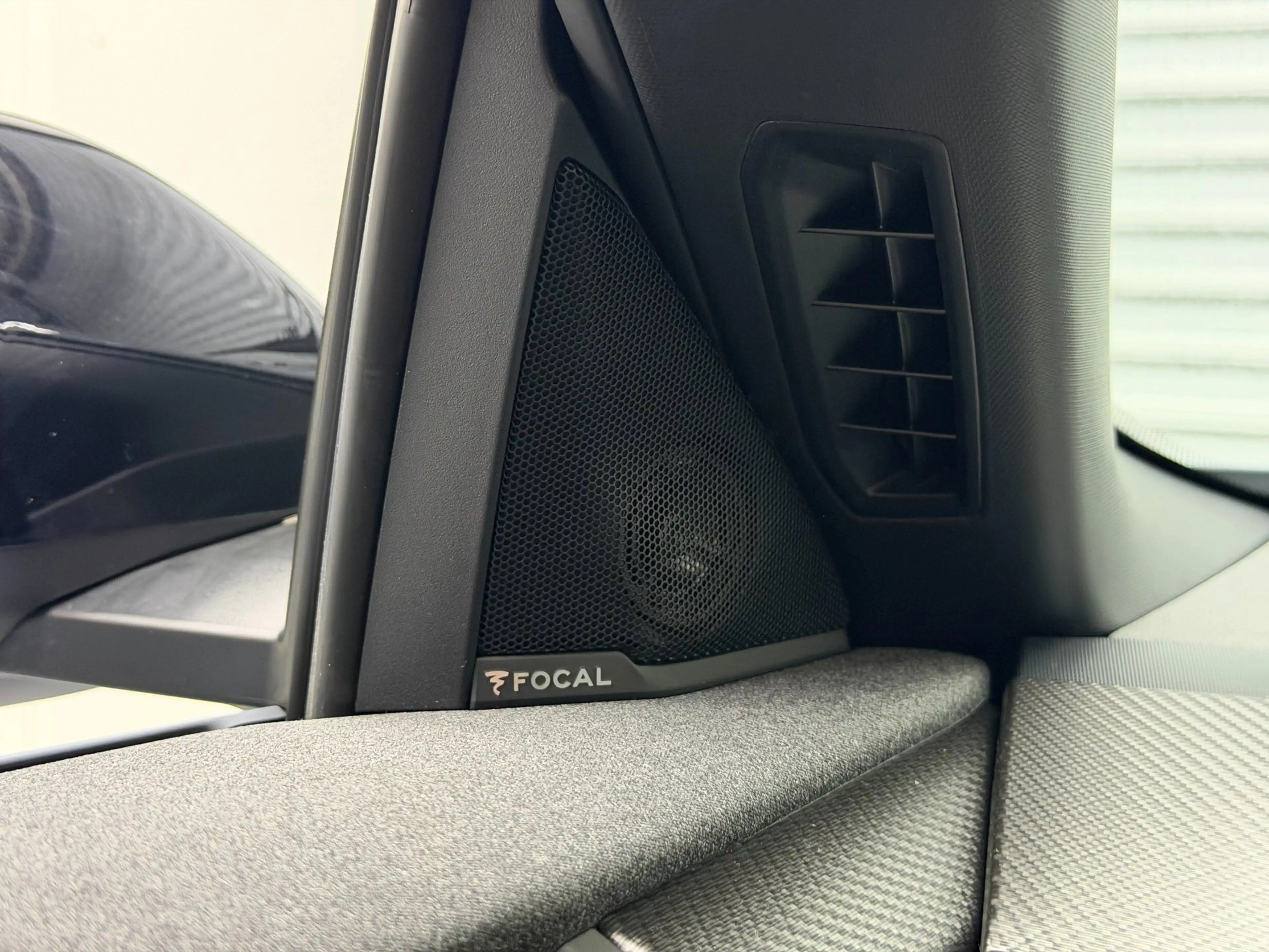 Opel Grandland 1.2 Turbo Hybrid 145PK GS - Pano - Focal - (360) C — photo 35