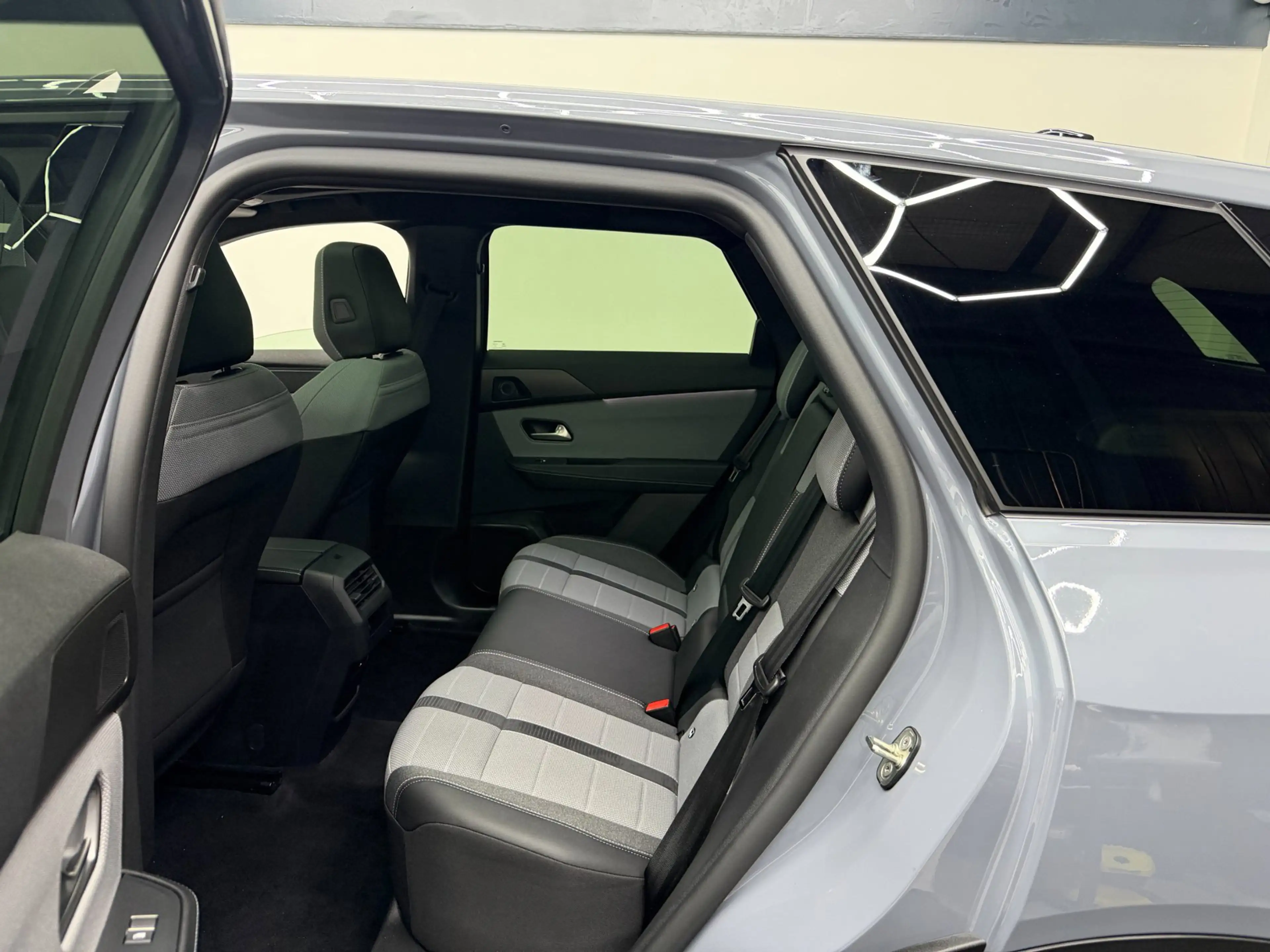 Opel Grandland 1.2 Turbo Hybrid 145PK GS - Pano - Focal - (360) C — photo 14