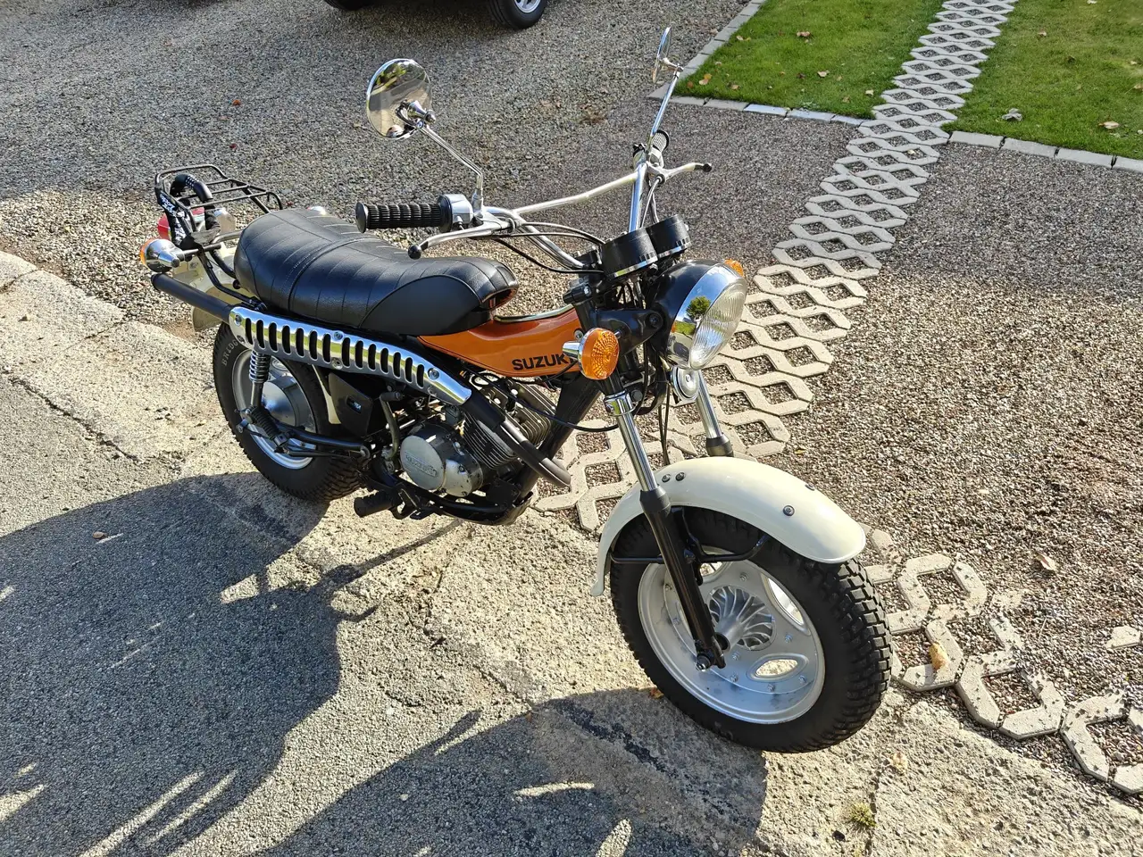 Suzuki RV 125