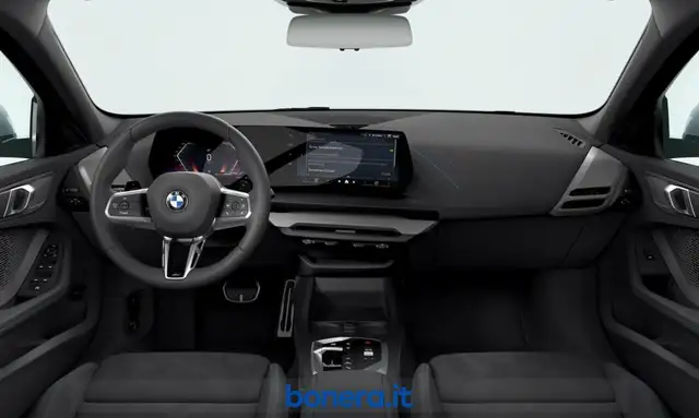 BMW 1 Series view 3