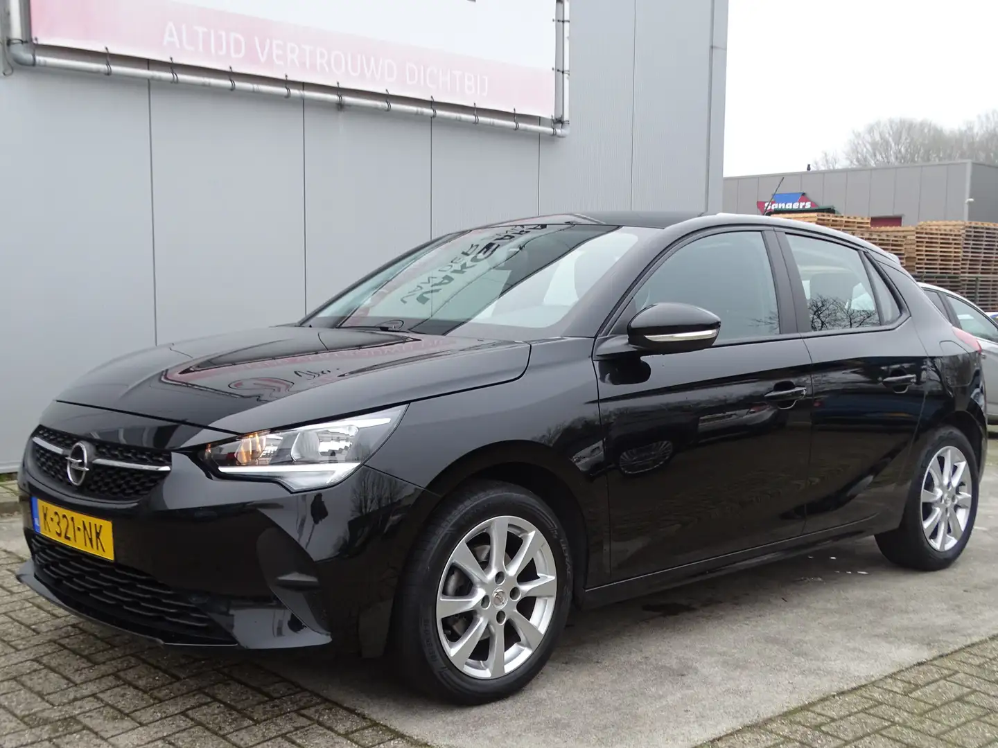Opel Corsa 1.2 Edition, Cruise Control, Camera, Apple Carplay Zwart - 2