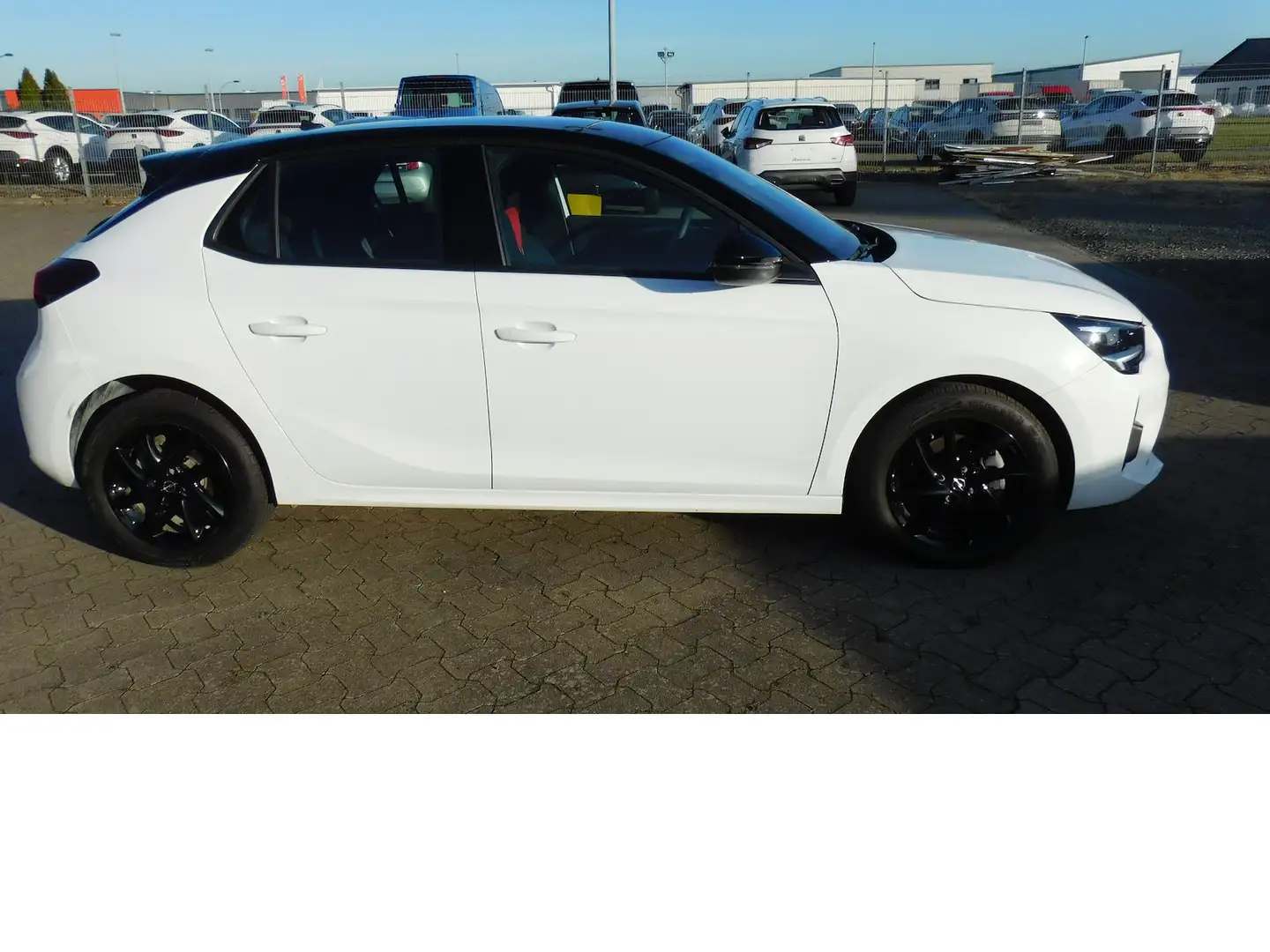 Opel Corsa 1.2 TSI Turbo Gs-Line 4 Trg Klima Navi Alu Weiß - 2