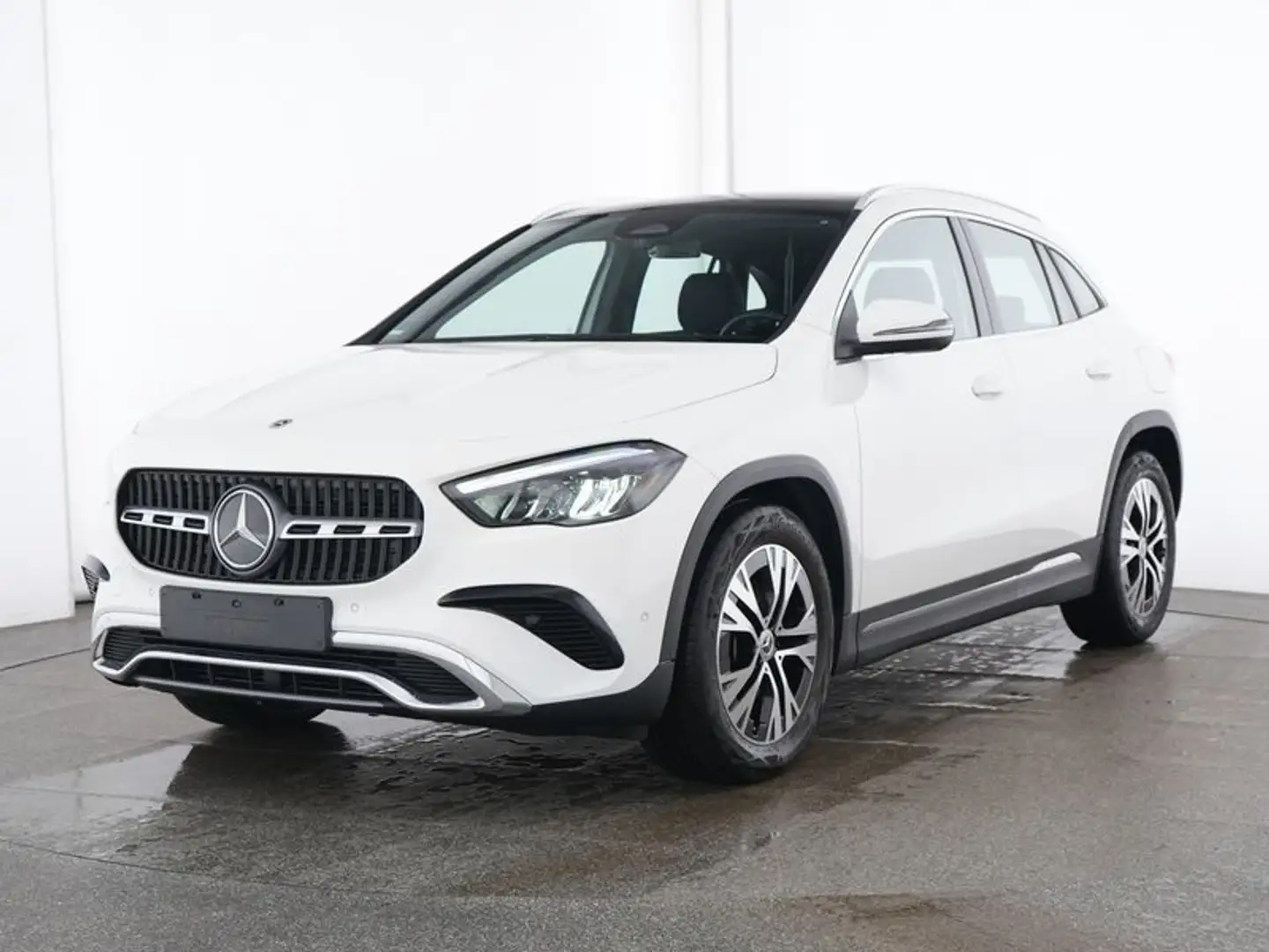 Mercedes-Benz GLA 200 PROGRESSIVE ADV + PANO+KAMERA+WI-PAKET++ Weiß - 1