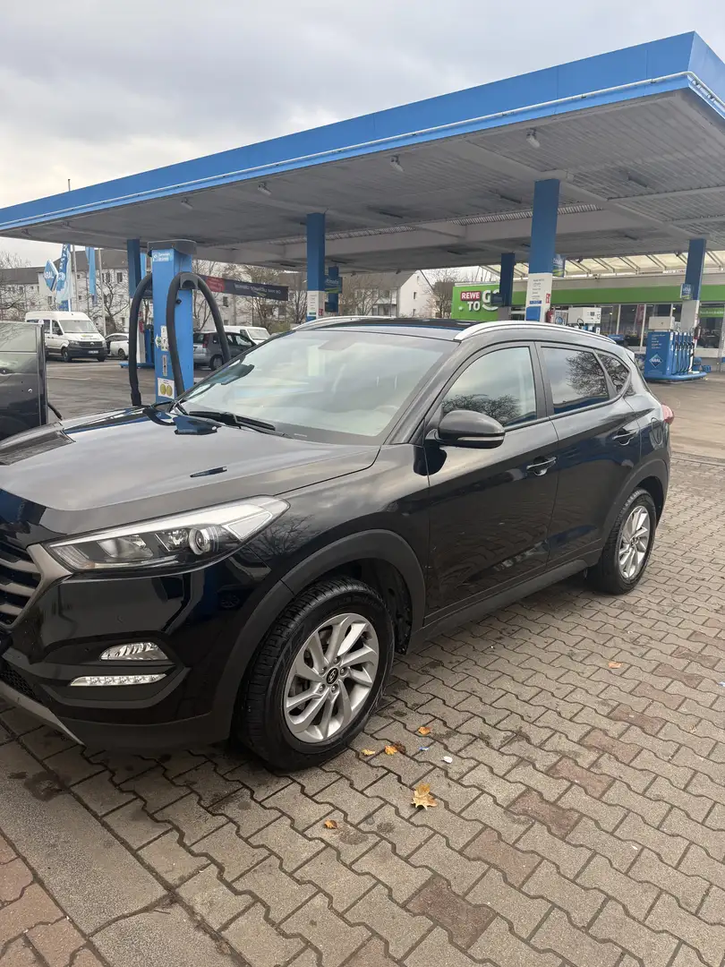 Hyundai TUCSON blue Intro Edition 2WD Schwarz - 2
