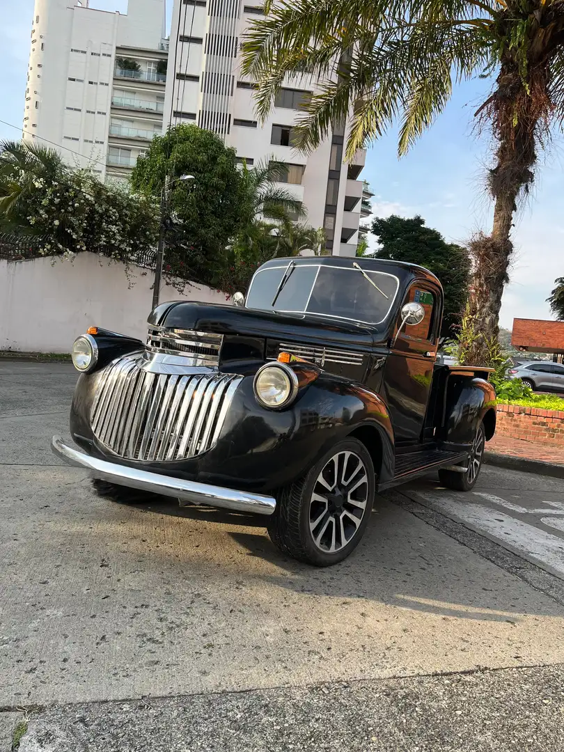 Chevrolet K30 1946 Schwarz - 2