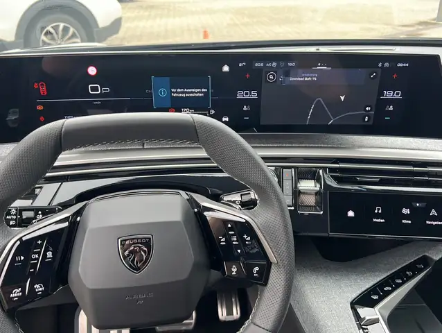 Peugeot 5008 view 6