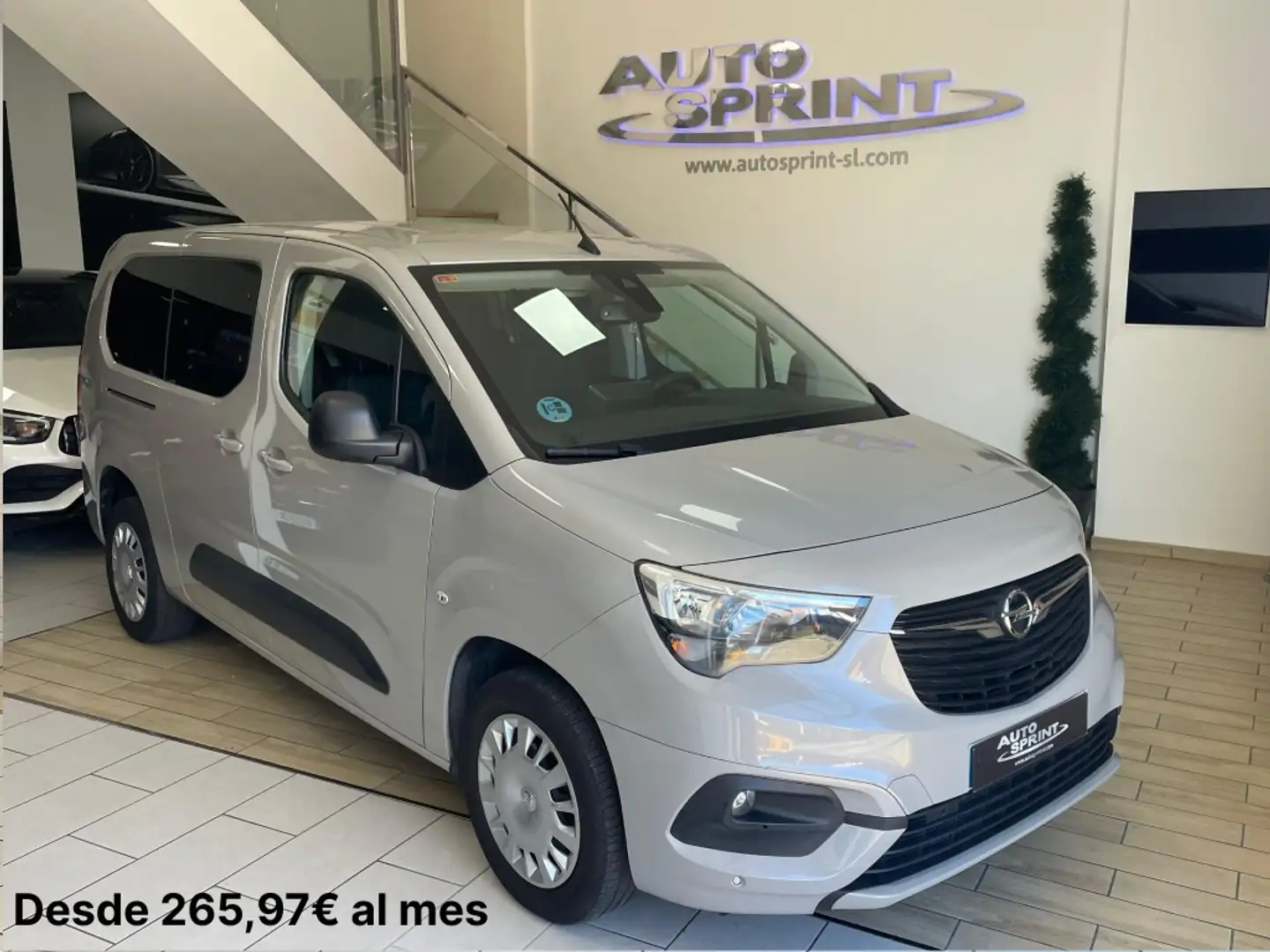 Opel Combo Life 1.5TD S/S Edition Plus XL 7pl 100 Gris - 1