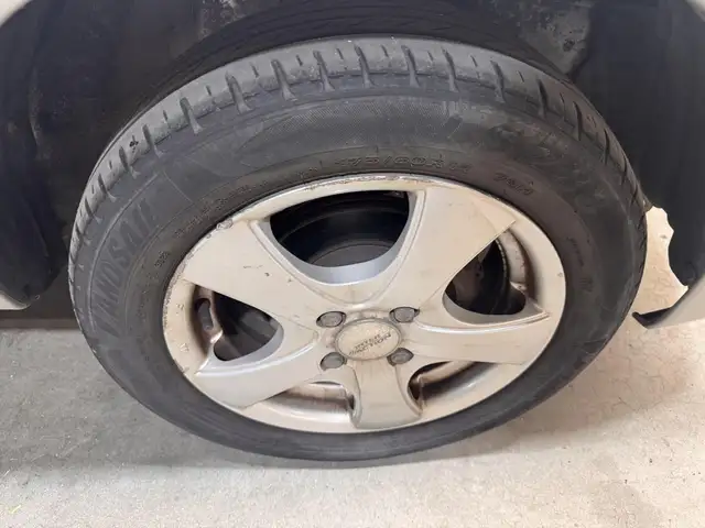 Mazda Demio view 21