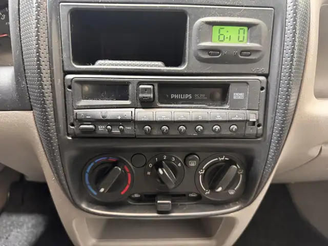 Mazda Demio view 14