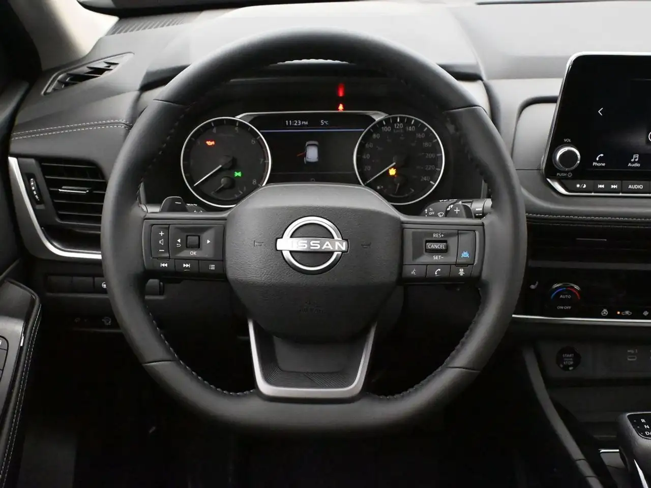 Nissan Rogue fotografie Nissan Rogue