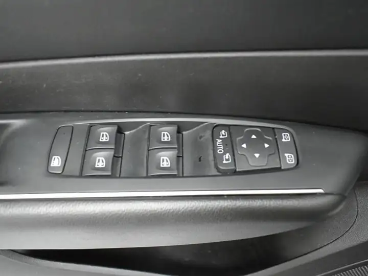 Renault Talismán 2021, foto 10