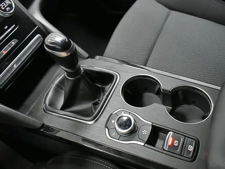 Renault Talismán 2021, foto 17