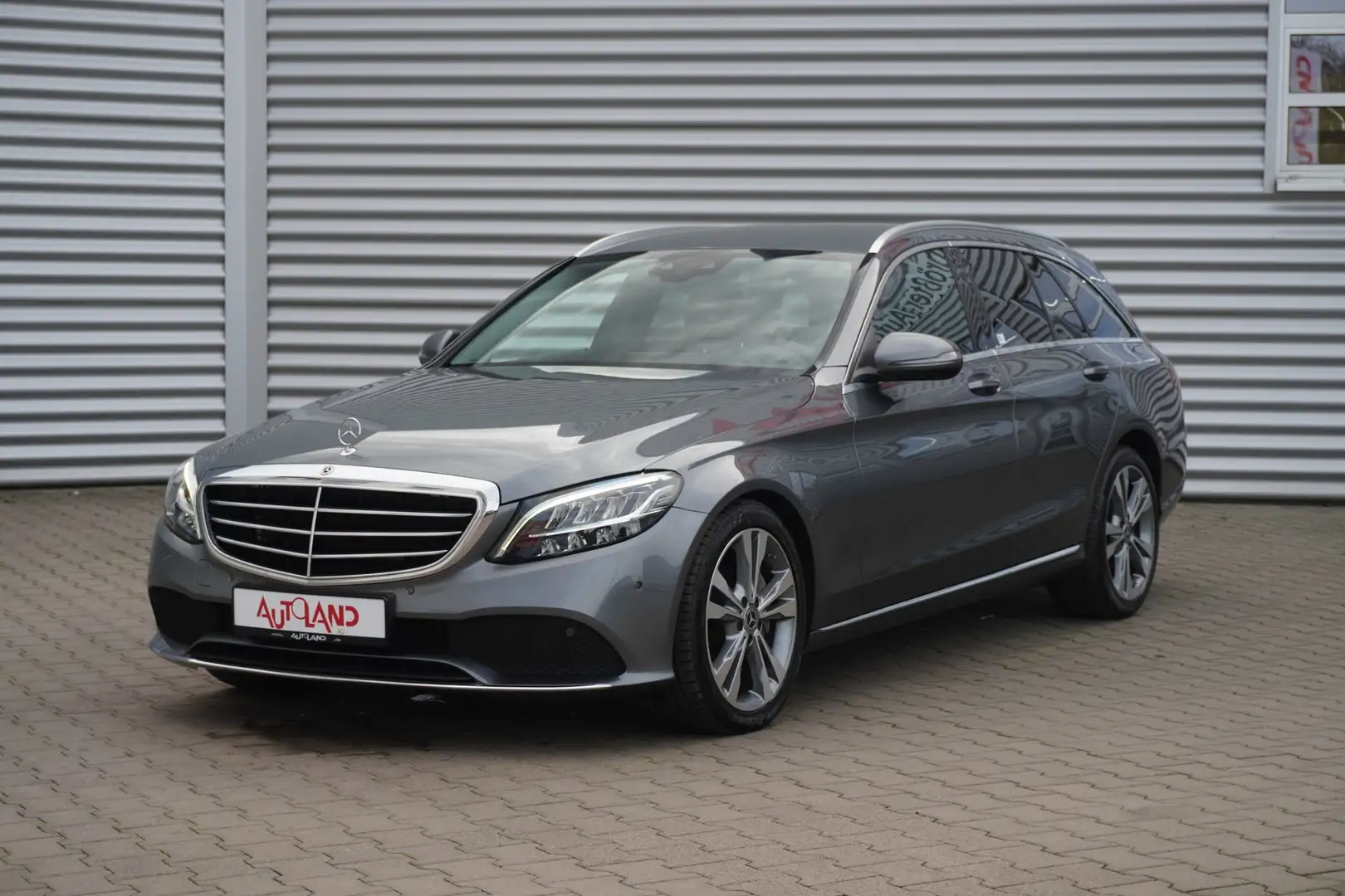 Mercedes-Benz C 300 C300 T-Modell d Exclusive LED Navi DAB AHK PDC Grey - 2