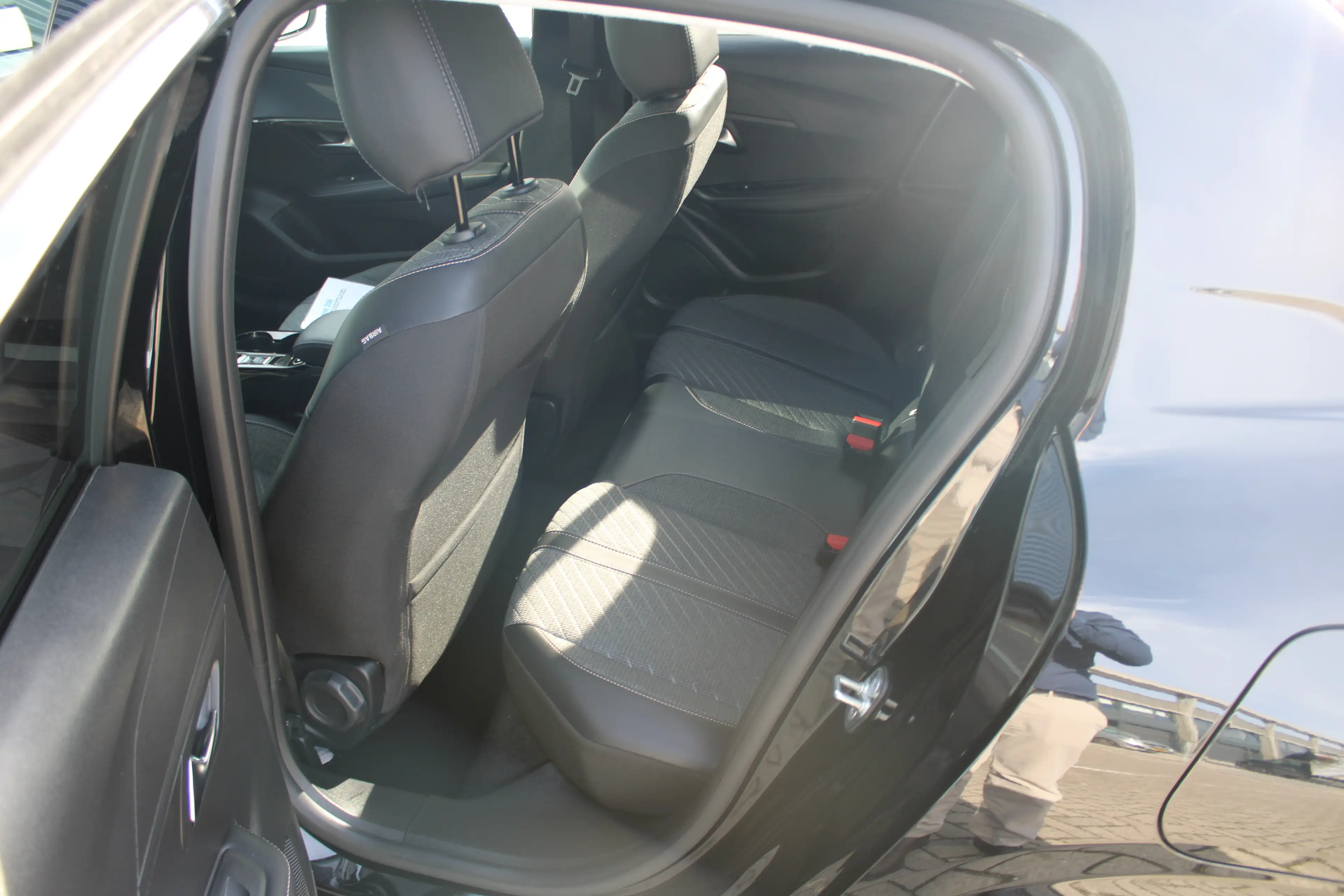 Peugeot 208 Allure Hybrid 110 e-DCS6 | 8 JAAR GARANTIE | 360 C — photo 17