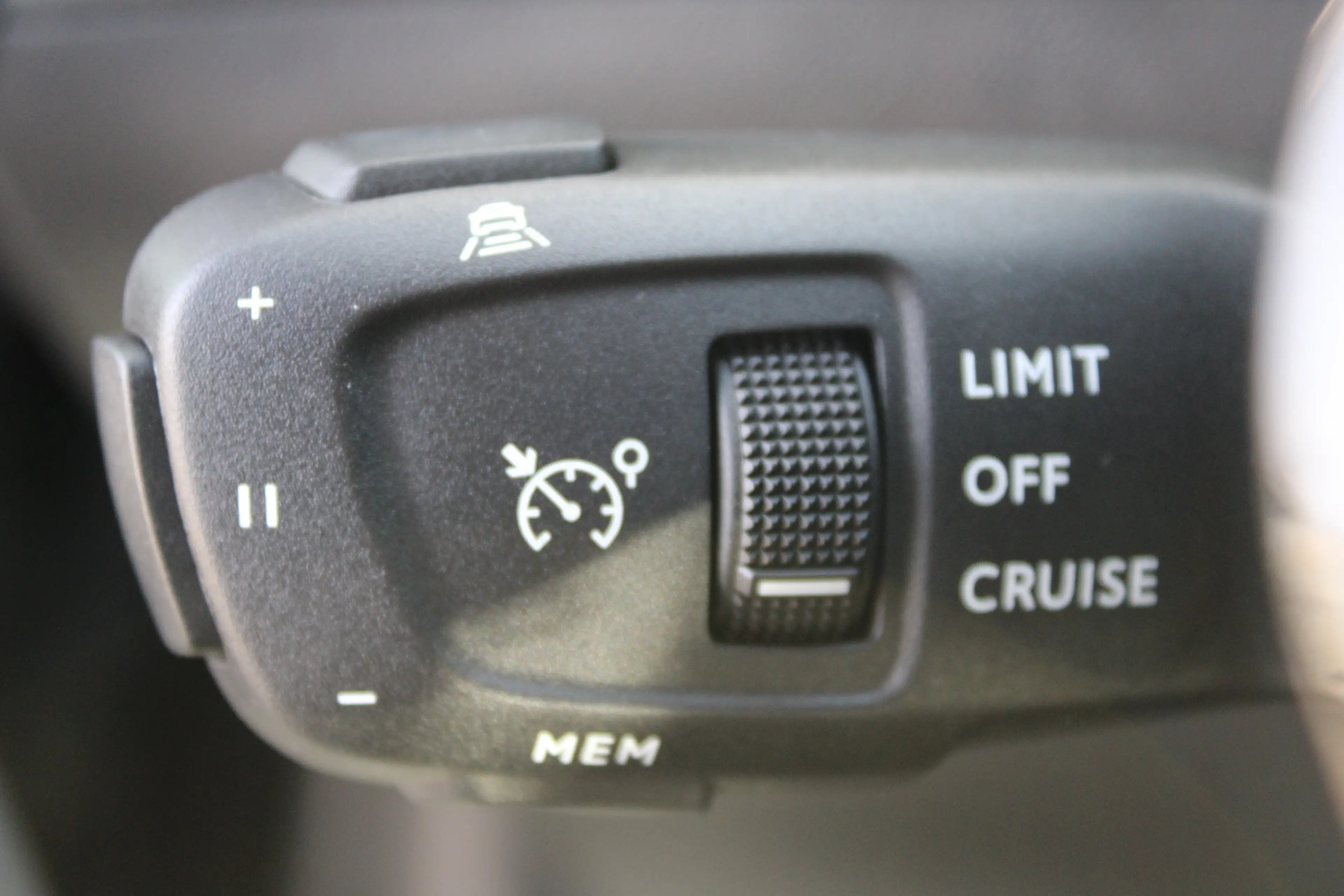 Peugeot 208 Allure Hybrid 110 e-DCS6 | 8 JAAR GARANTIE | 360 C — photo 23