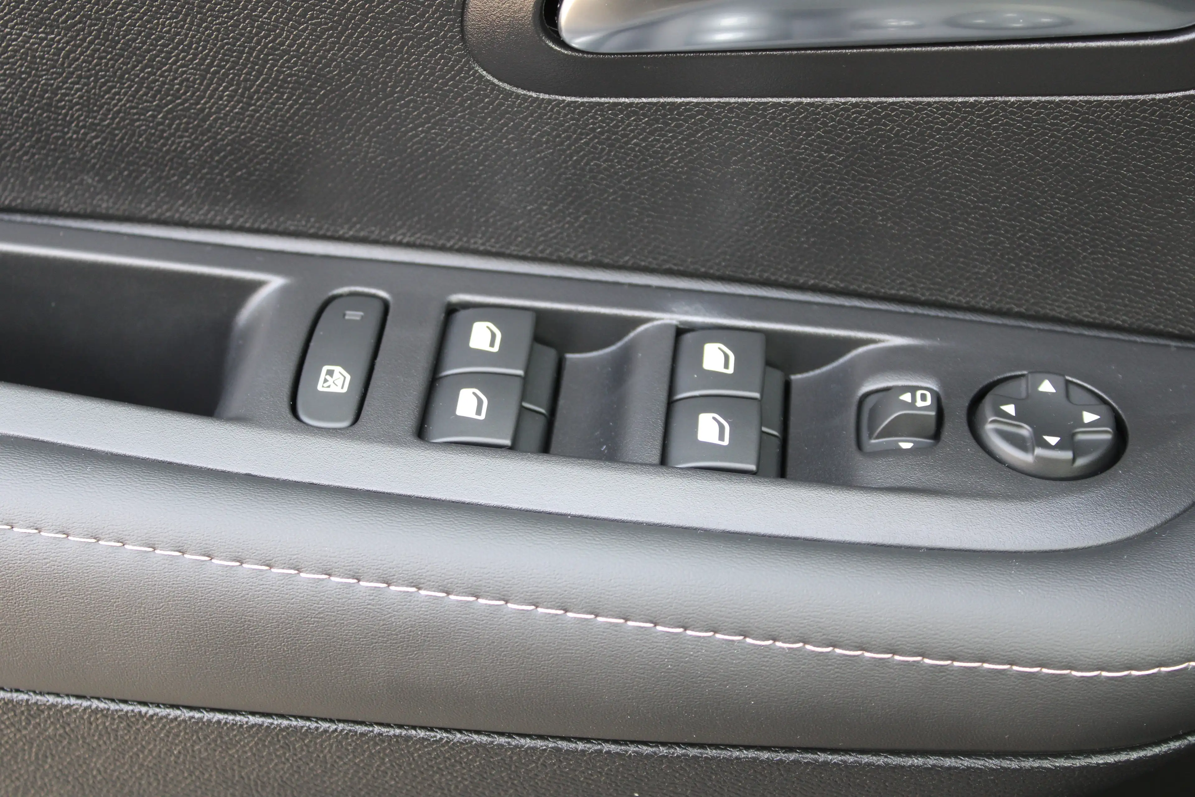 Peugeot 208 Allure Hybrid 110 e-DCS6 | 8 JAAR GARANTIE | 360 C — photo 40